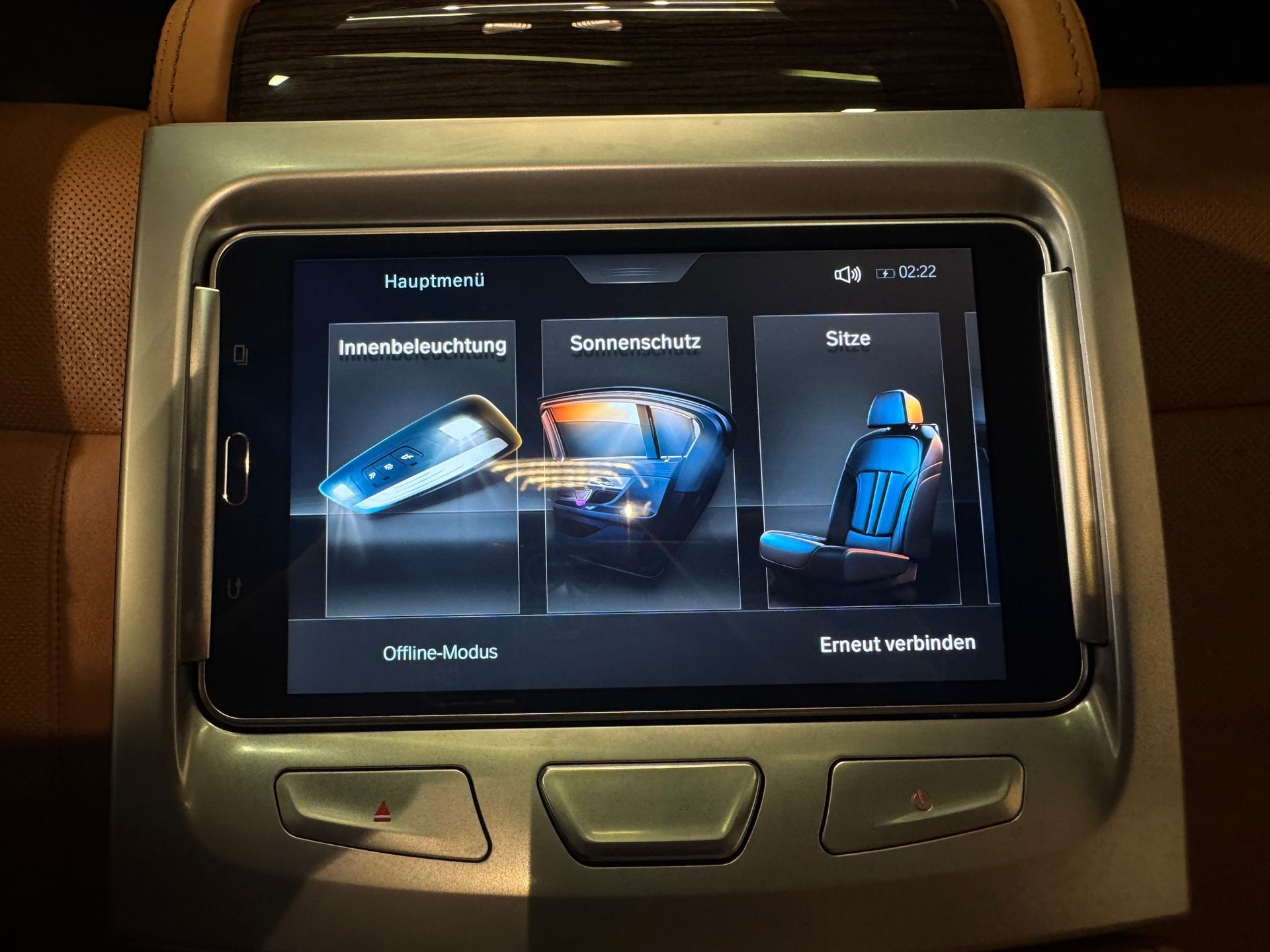 BMW 750i xDrive Steptronic M Sportpaket Individual-image-28