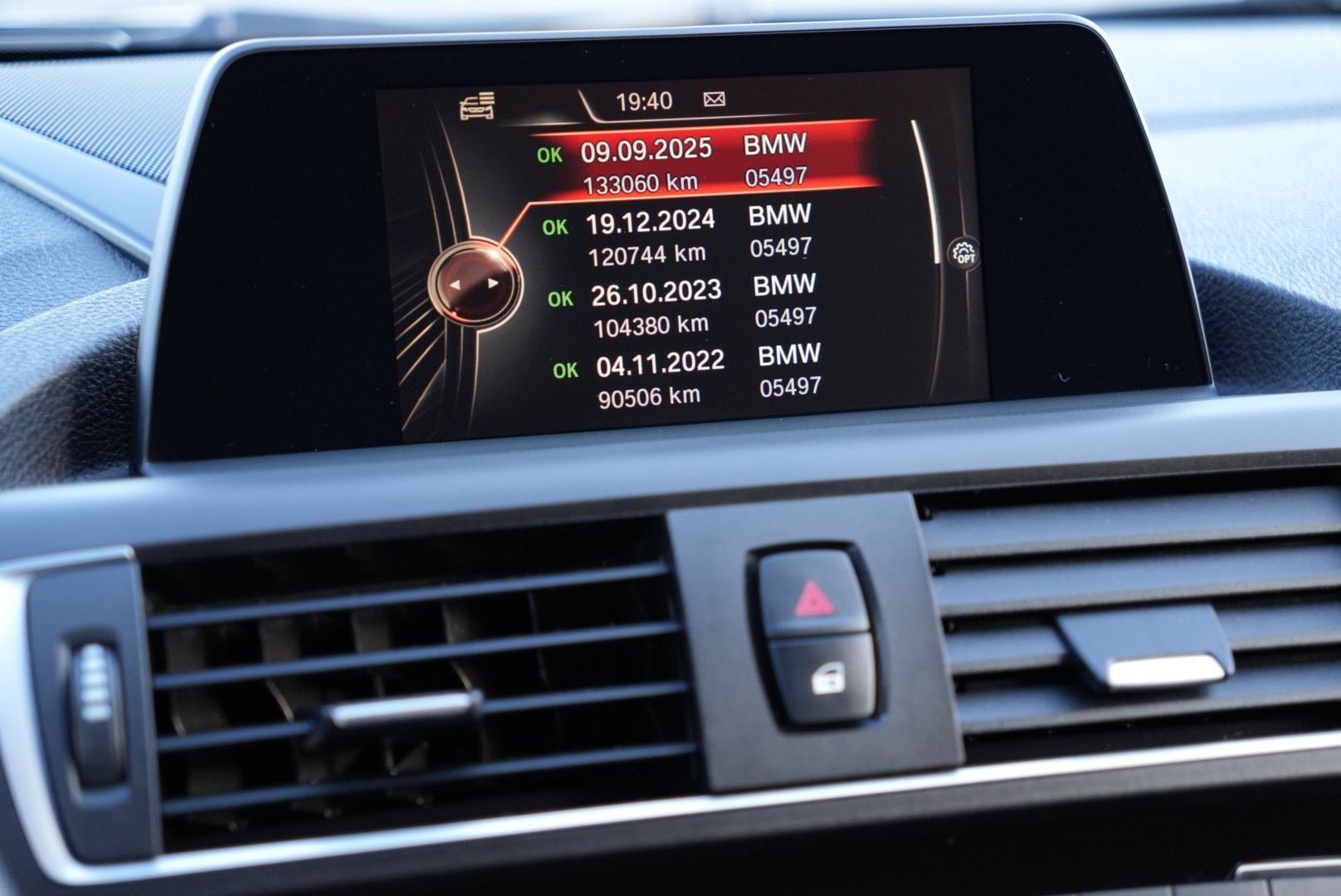 BMW 118i M Sport (CH)-image-17