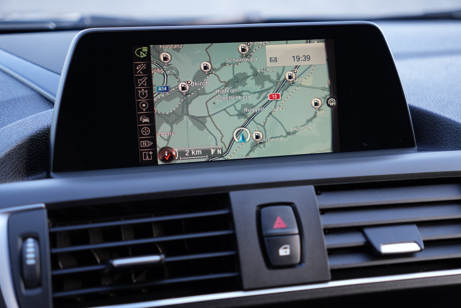 BMW 118i M Sport (CH)-image-16