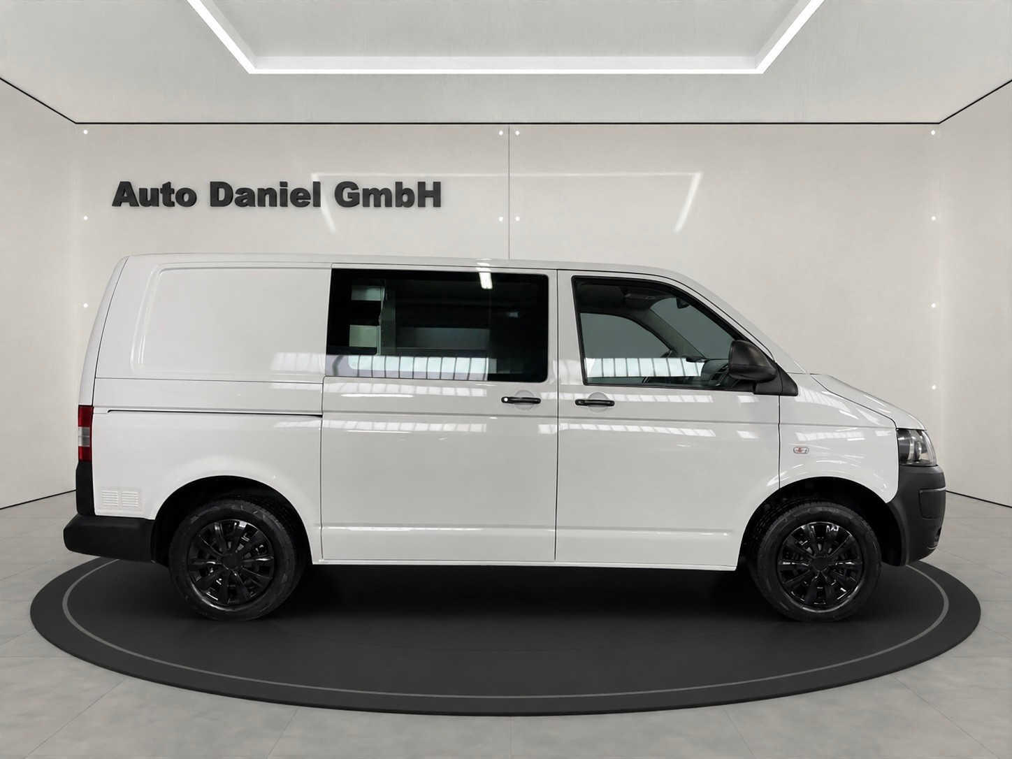 VW T5 2.0 TDI 4Motion, 140 PS ( Mit Sortimo Regale )-image-3