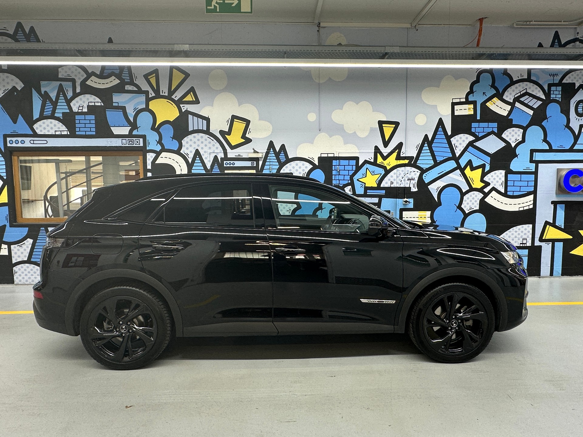 DS AUTOMOBILES DS 7 Crossback E-Tense 300 4x4 Louvre-image-2
