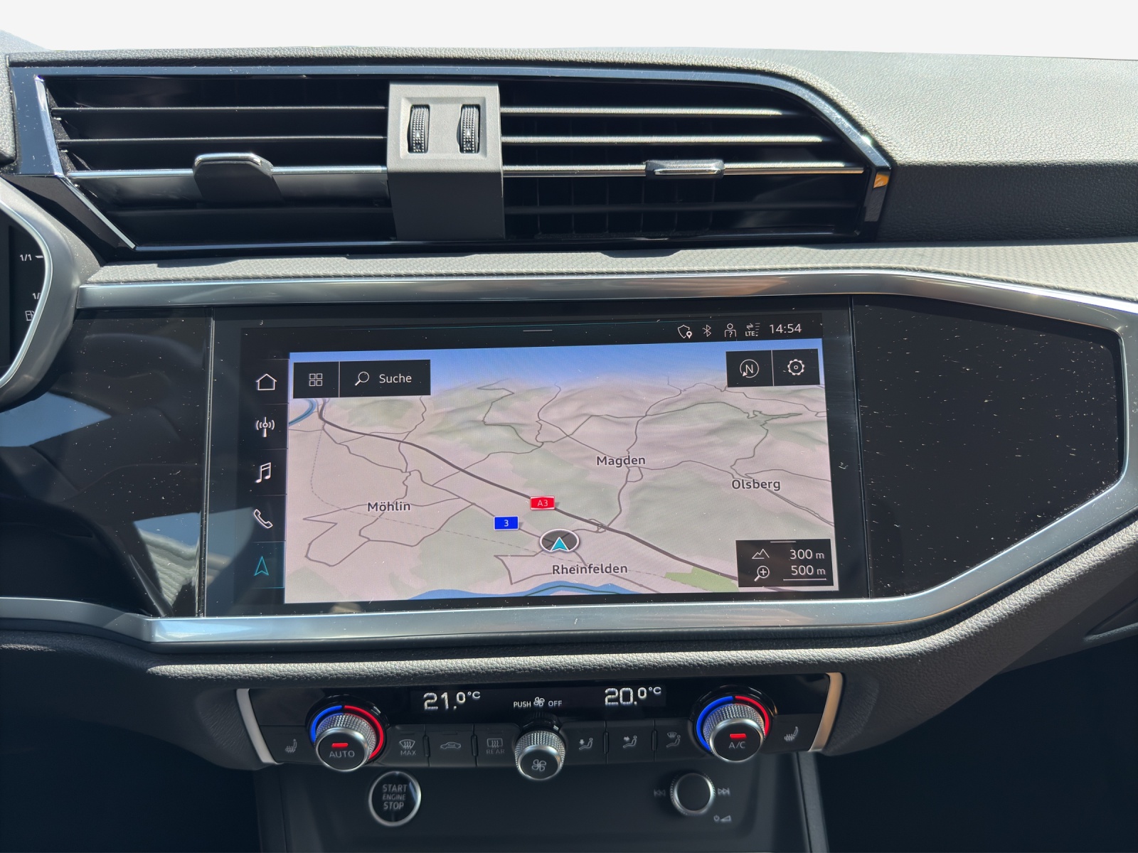 AUDI Q3 35 TFSI Attraction S-tronic-image-15