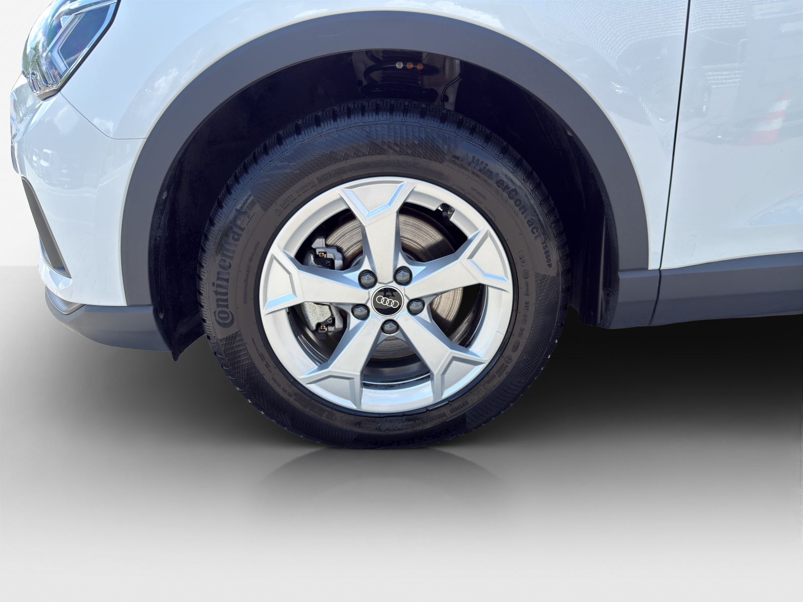 AUDI Q3 35 TFSI Attraction S-tronic-image-13