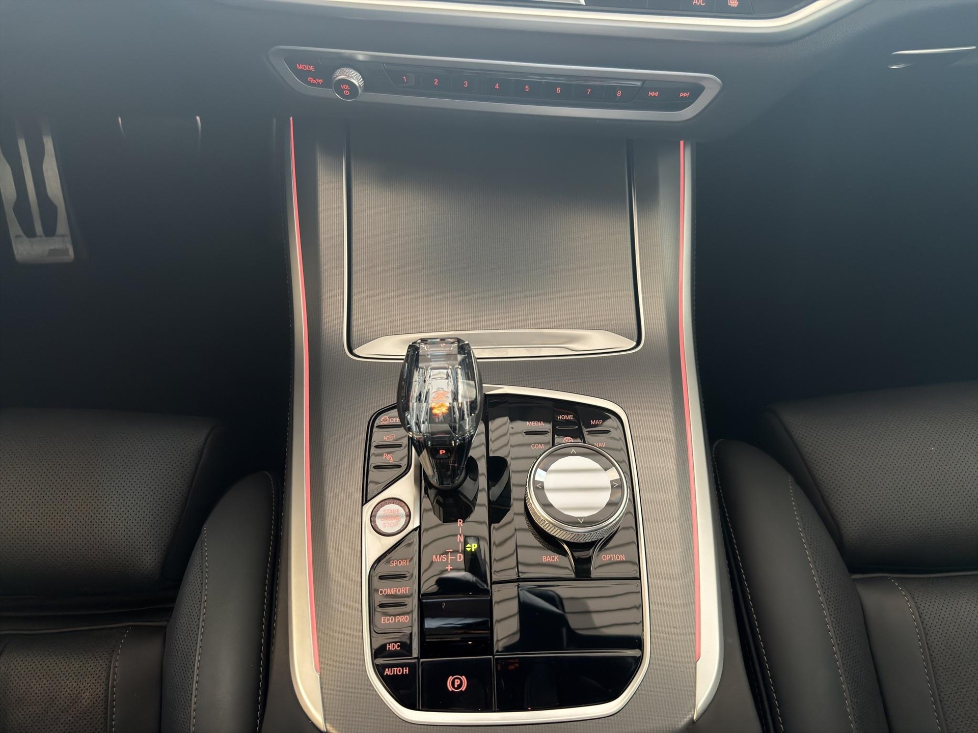 BMW X5 xDrive 40d MSport-image-15