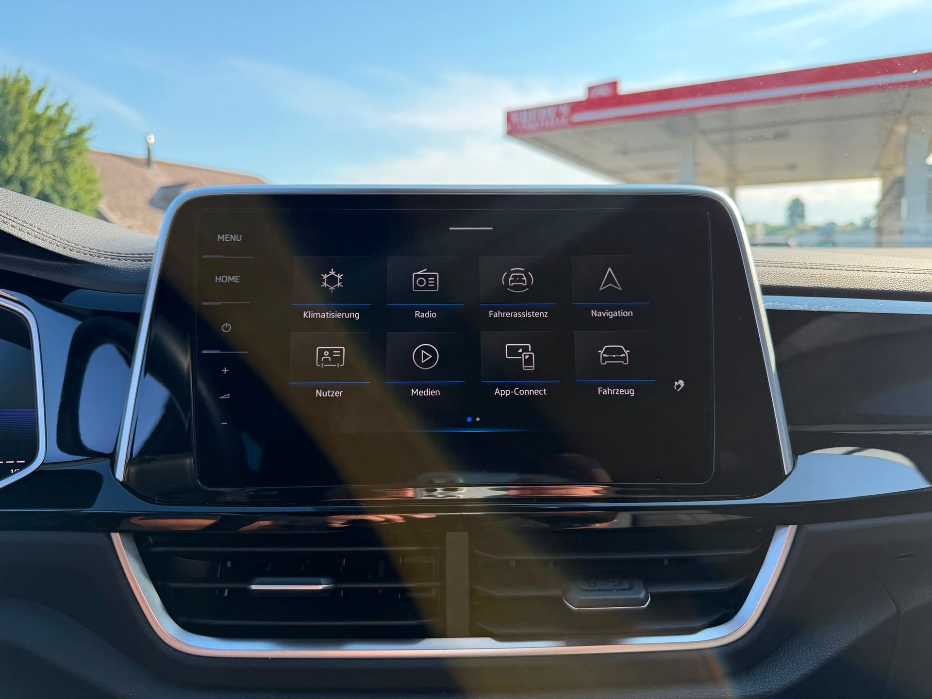 VW T-Roc 2.0 TSI R-Line DSG 4Motion-image-16