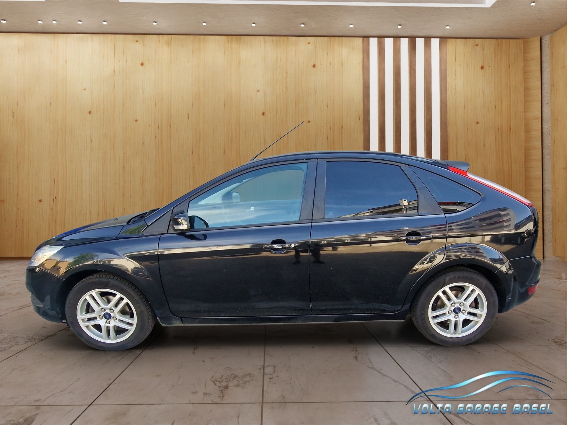 FORD Focus 1.8i Carving-image-2