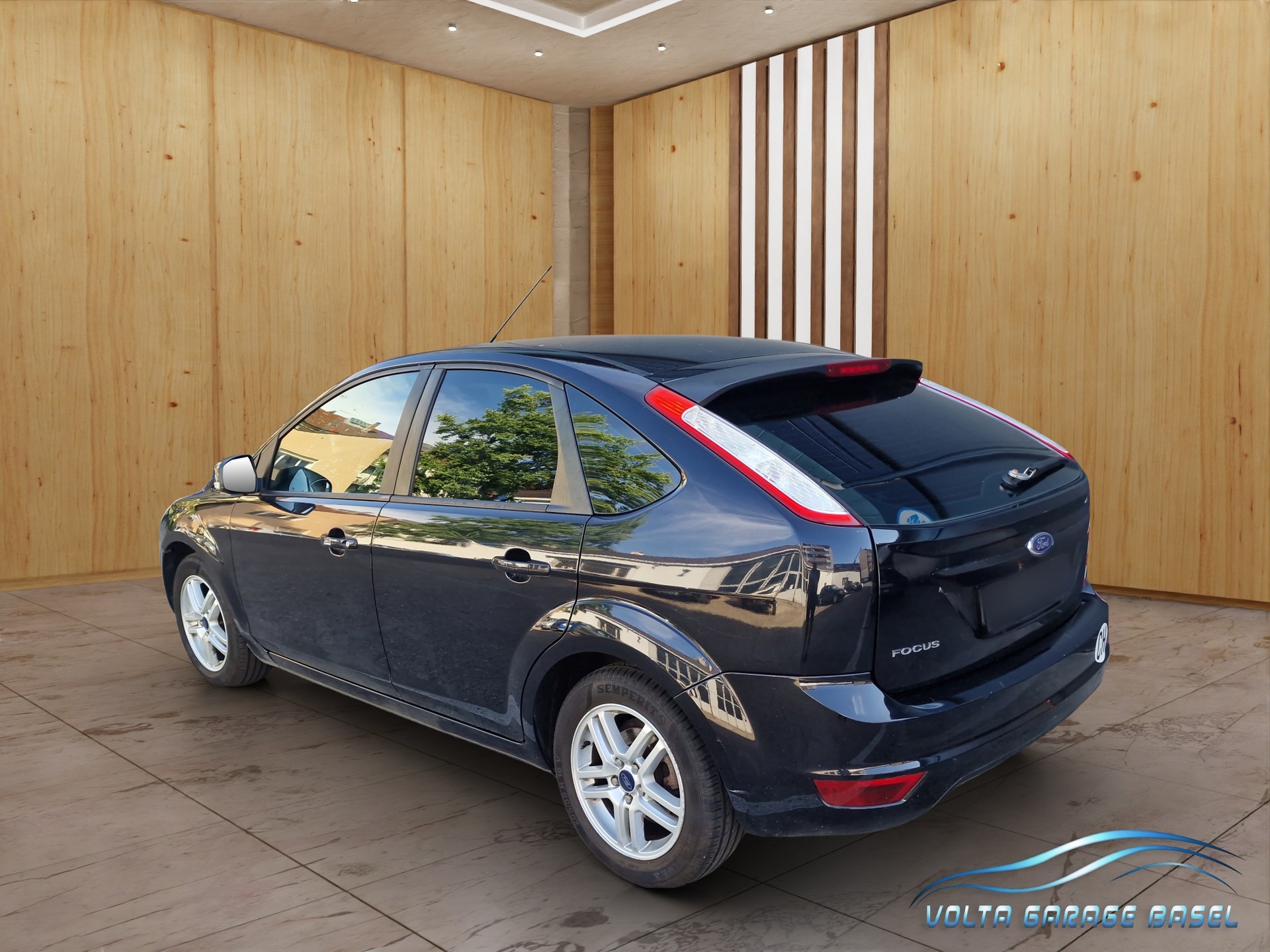FORD Focus 1.8i Carving-image-3