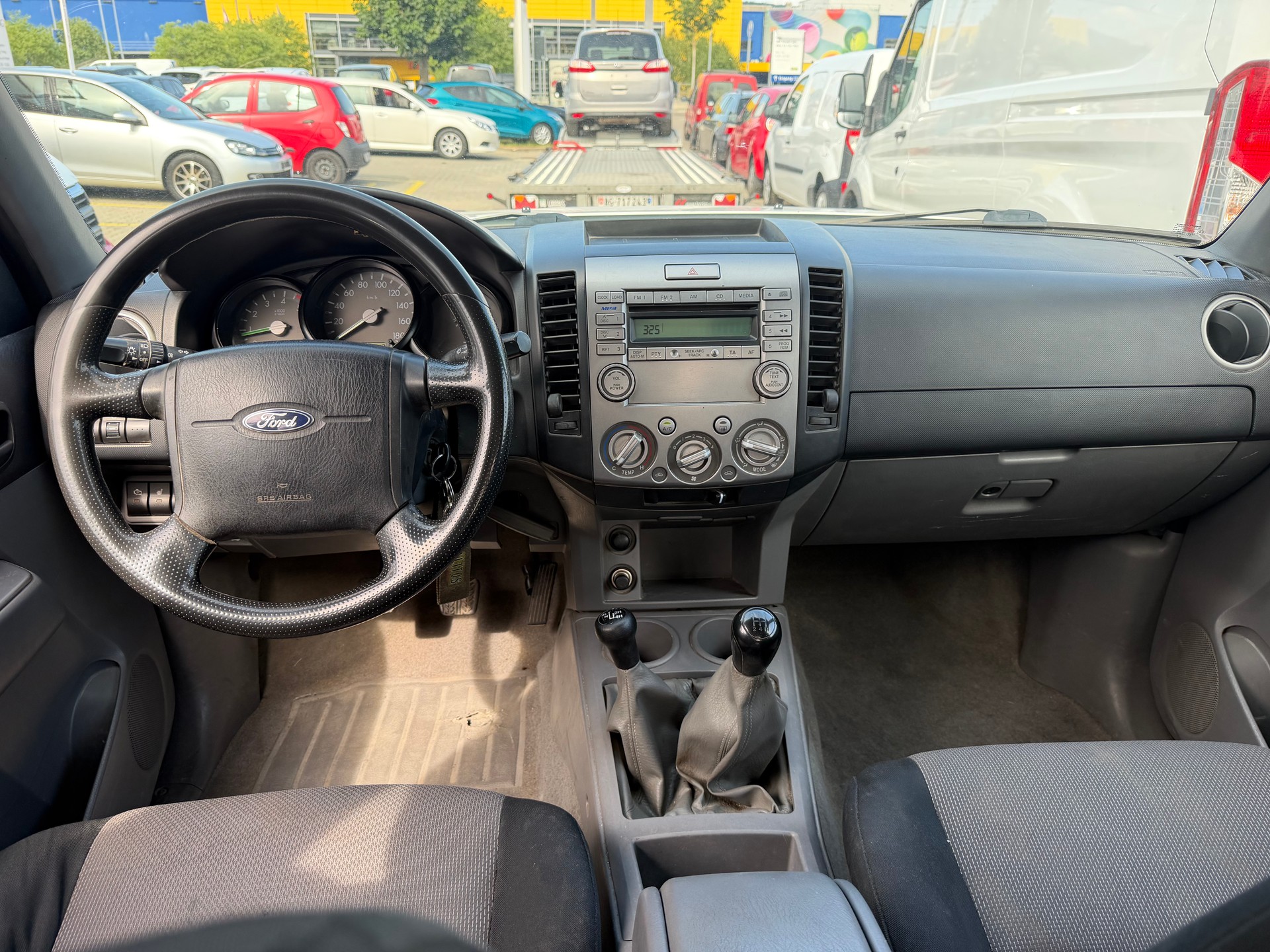 FORD Ranger Limited 2.5 TDCi 4x4-image-9