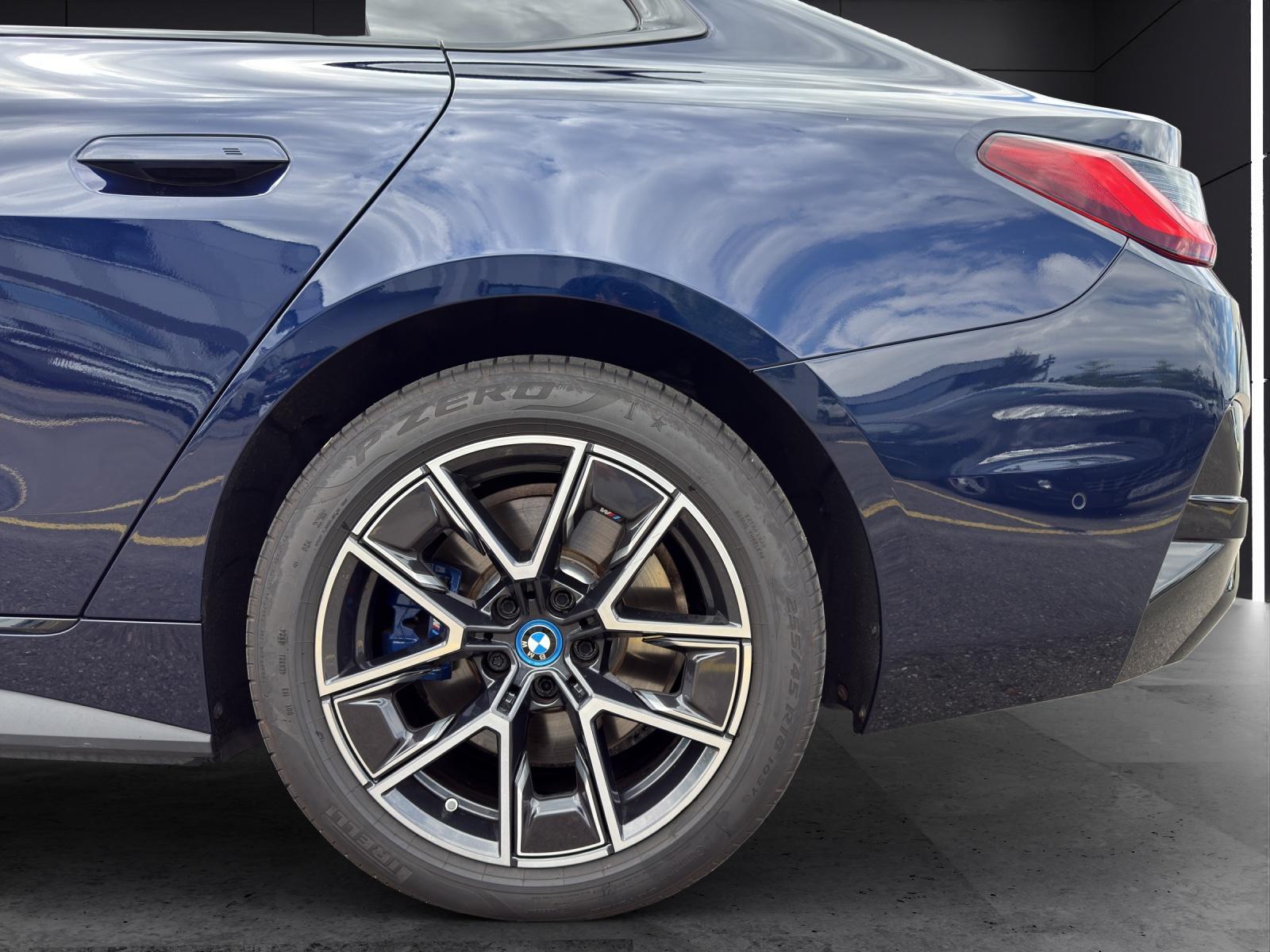 BMW i4 M50-image-8