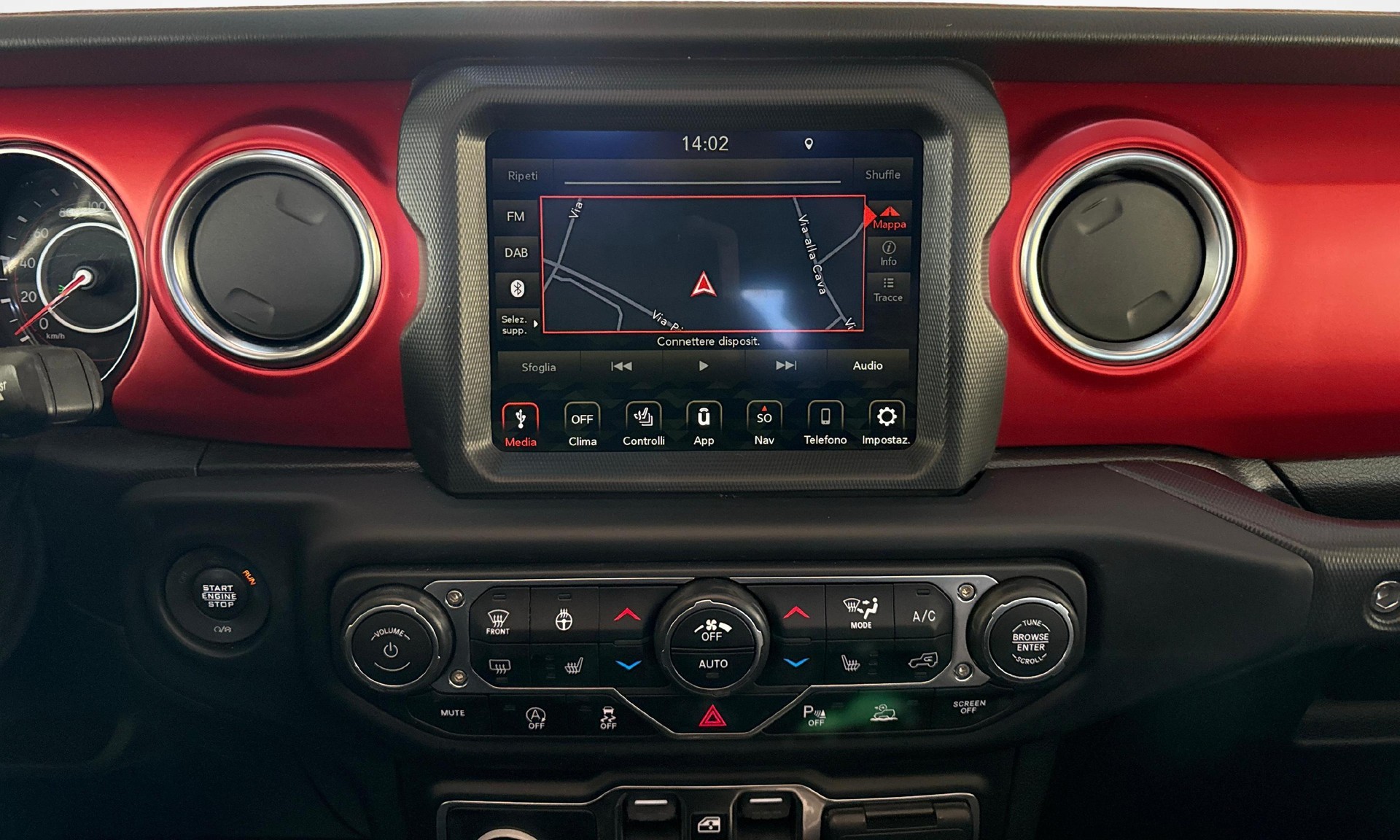 JEEP Wrangler 2.0 Turbo Rubicon Unlimited Sky One Tach-image-12