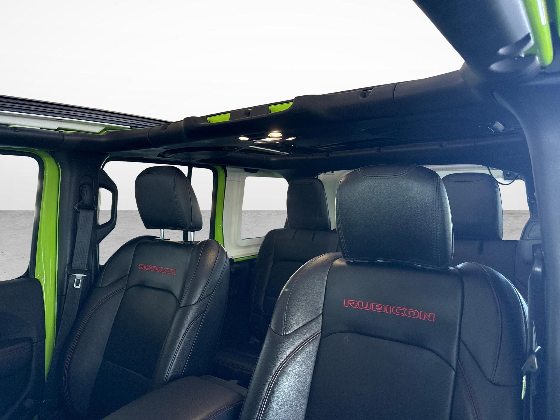 JEEP Wrangler 2.0 Turbo Rubicon Unlimited Sky One Tach-image-10