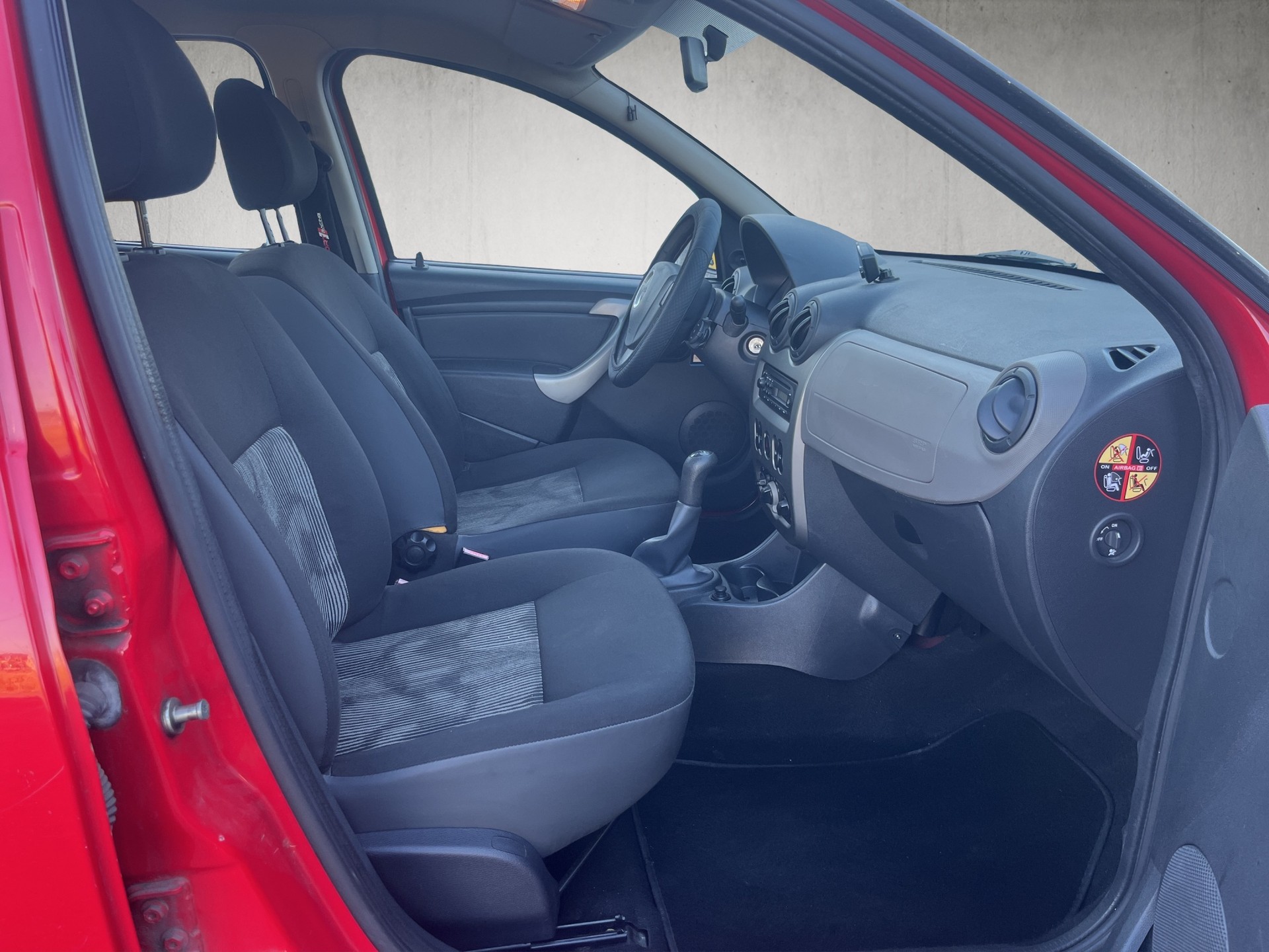 DACIA Sandero 1.2 Ambiance-image-9