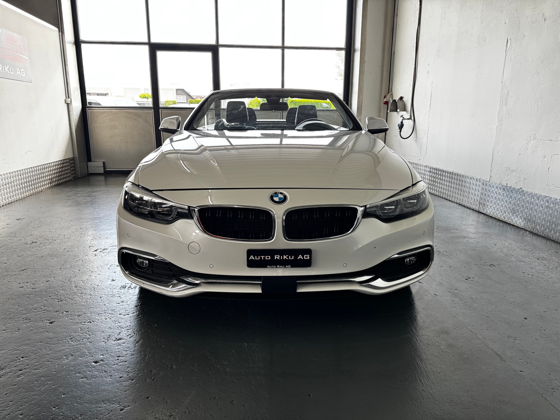 BMW 420d Cabriolet Luxury Line Steptronic-image-5