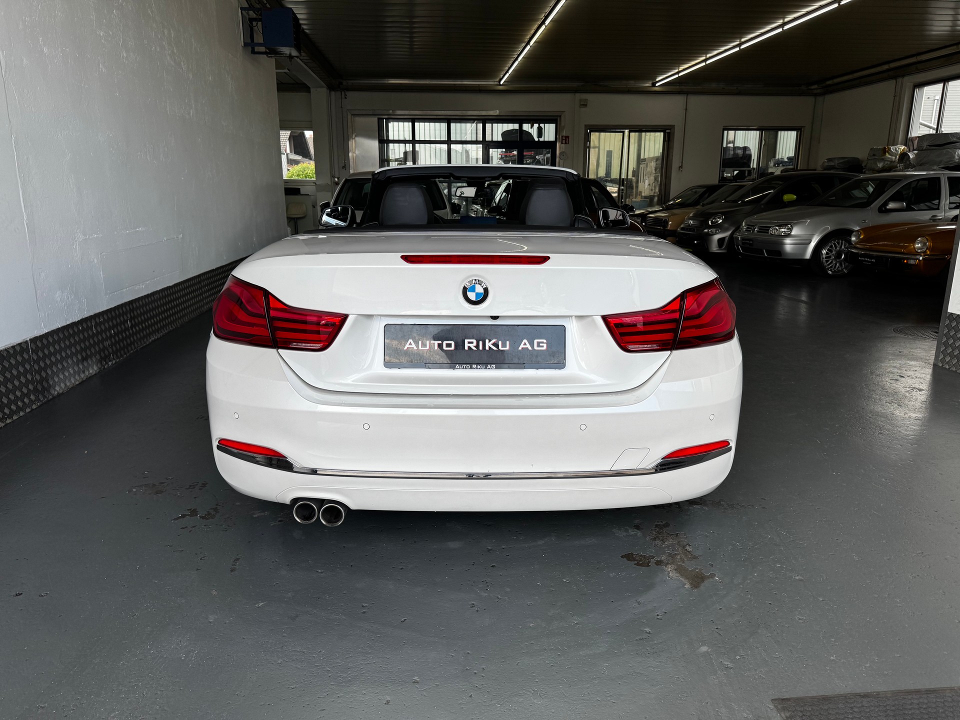 BMW 420d Cabriolet Luxury Line Steptronic-image-21