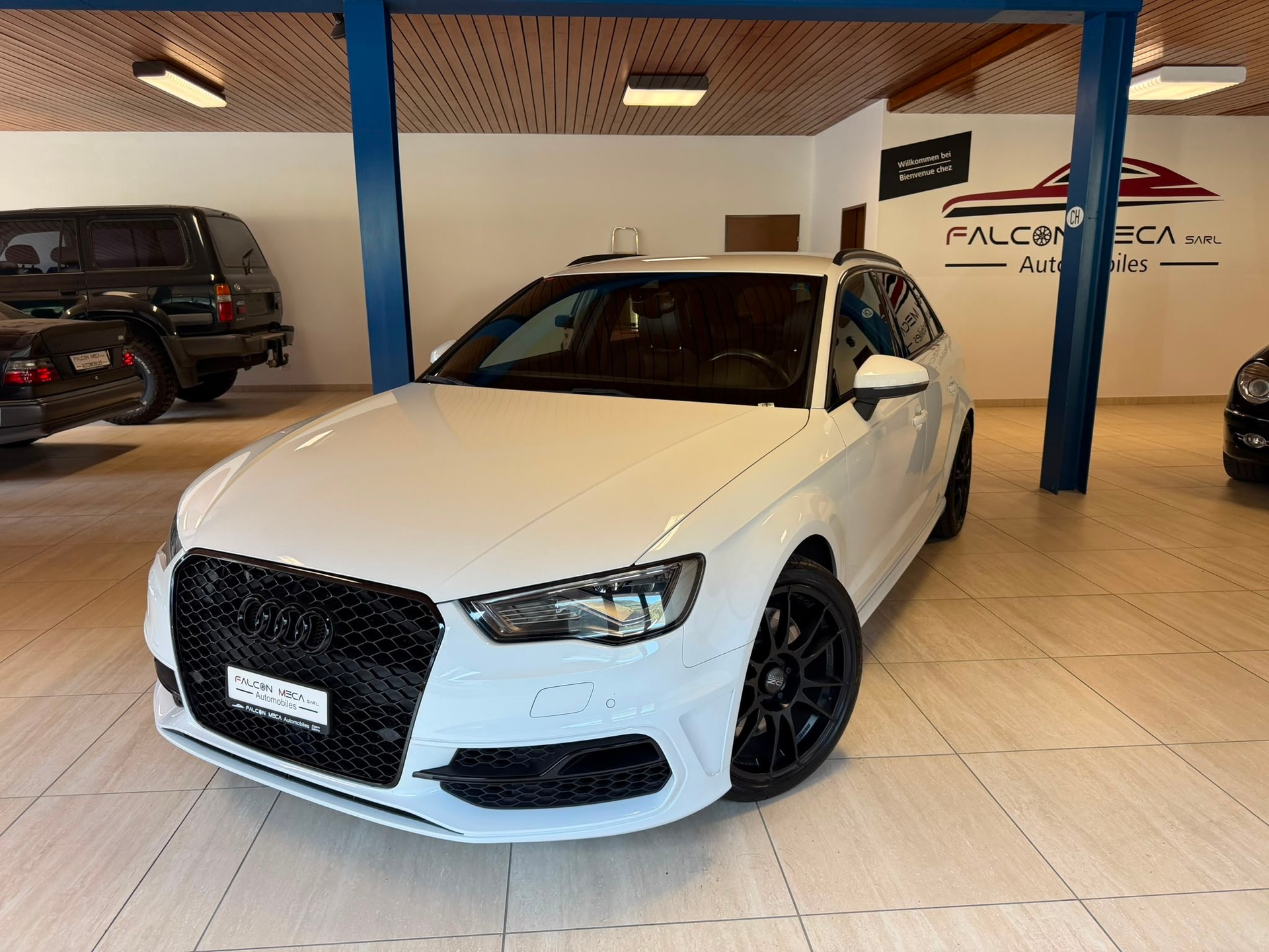 AUDI S3 Sportback 2.0 TFSI quattro S-tronic-image-2