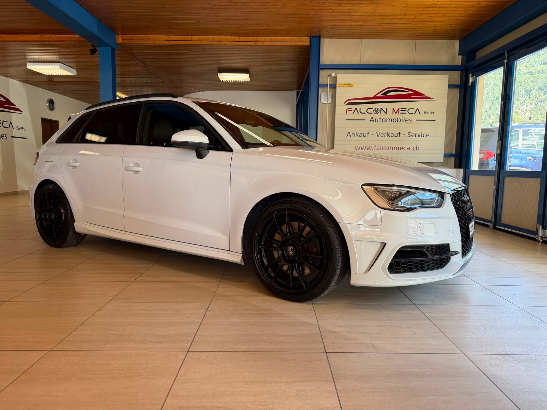 AUDI S3 Sportback 2.0 TFSI quattro S-tronic-image-1
