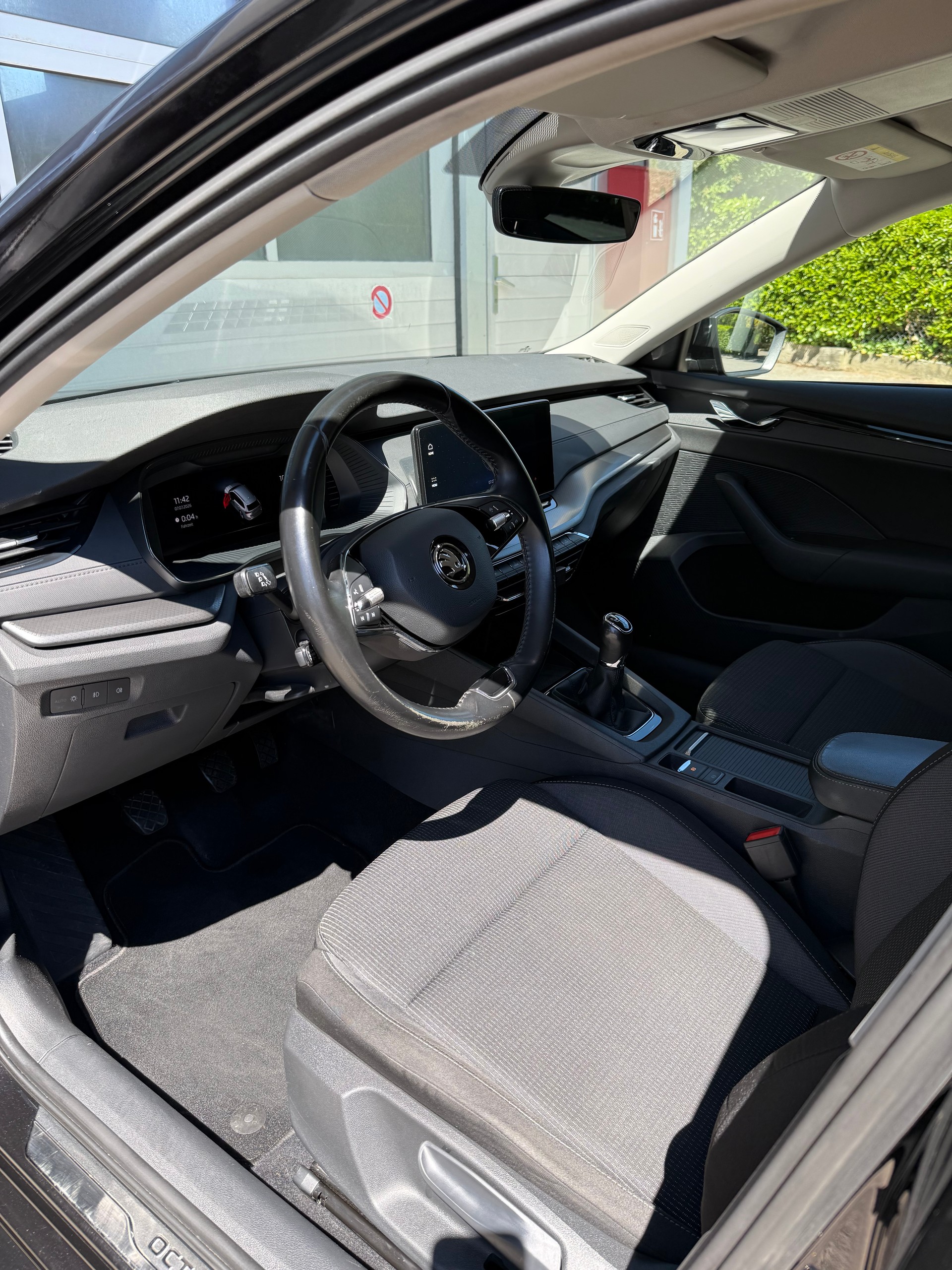 SKODA 2.0 TDI Ambition-image-4
