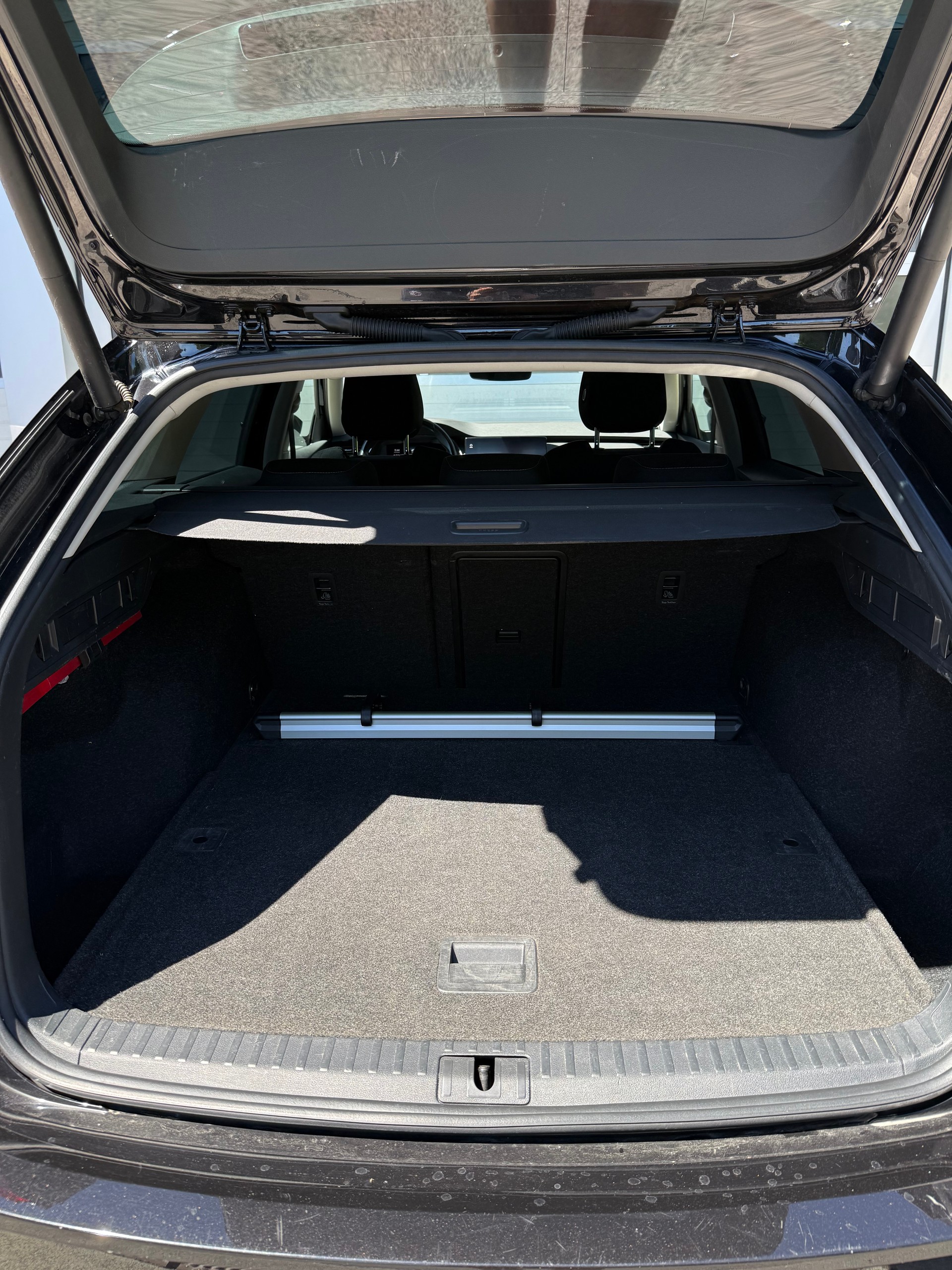 SKODA 2.0 TDI Ambition-image-8