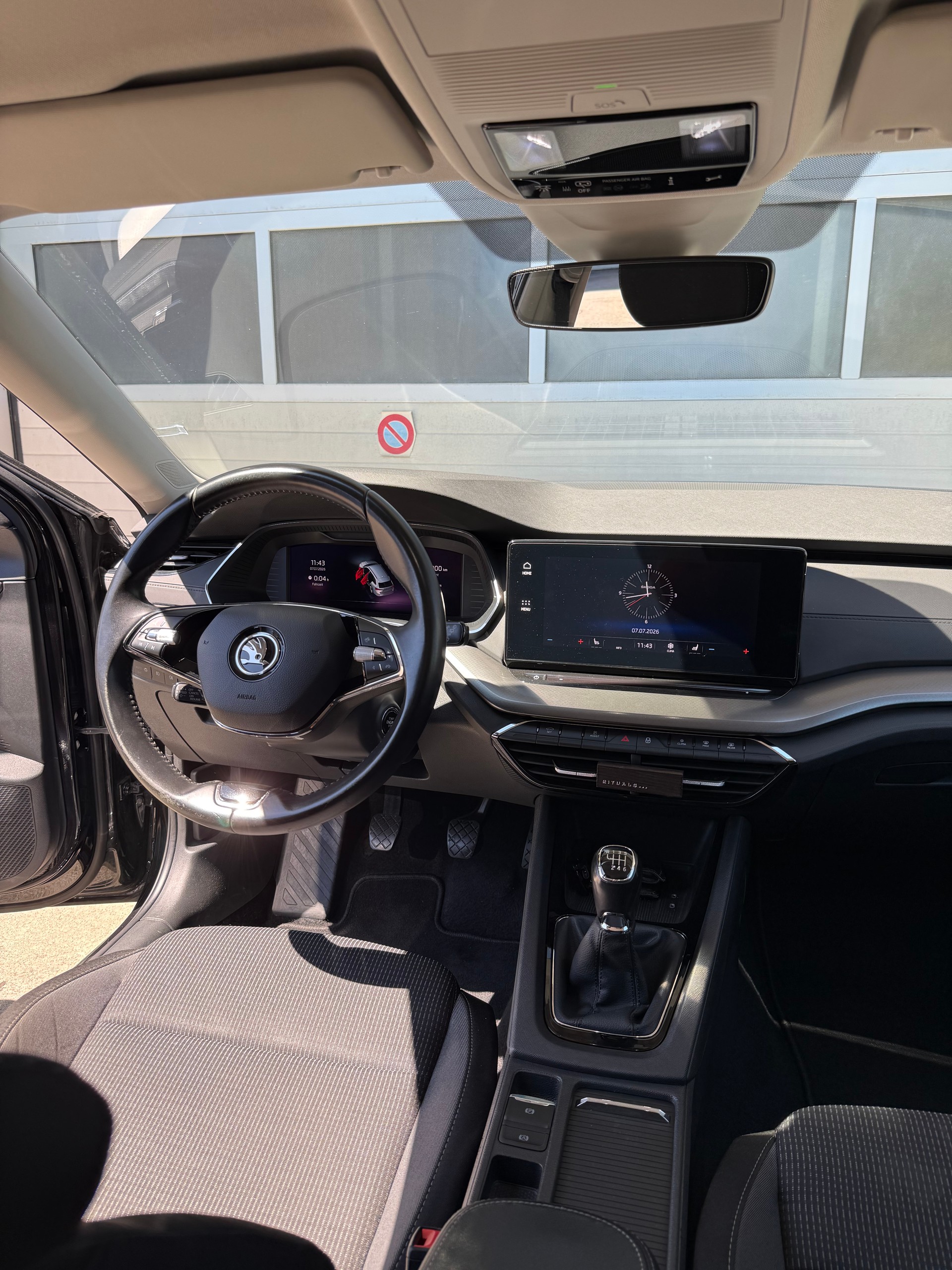 SKODA 2.0 TDI Ambition-image-7