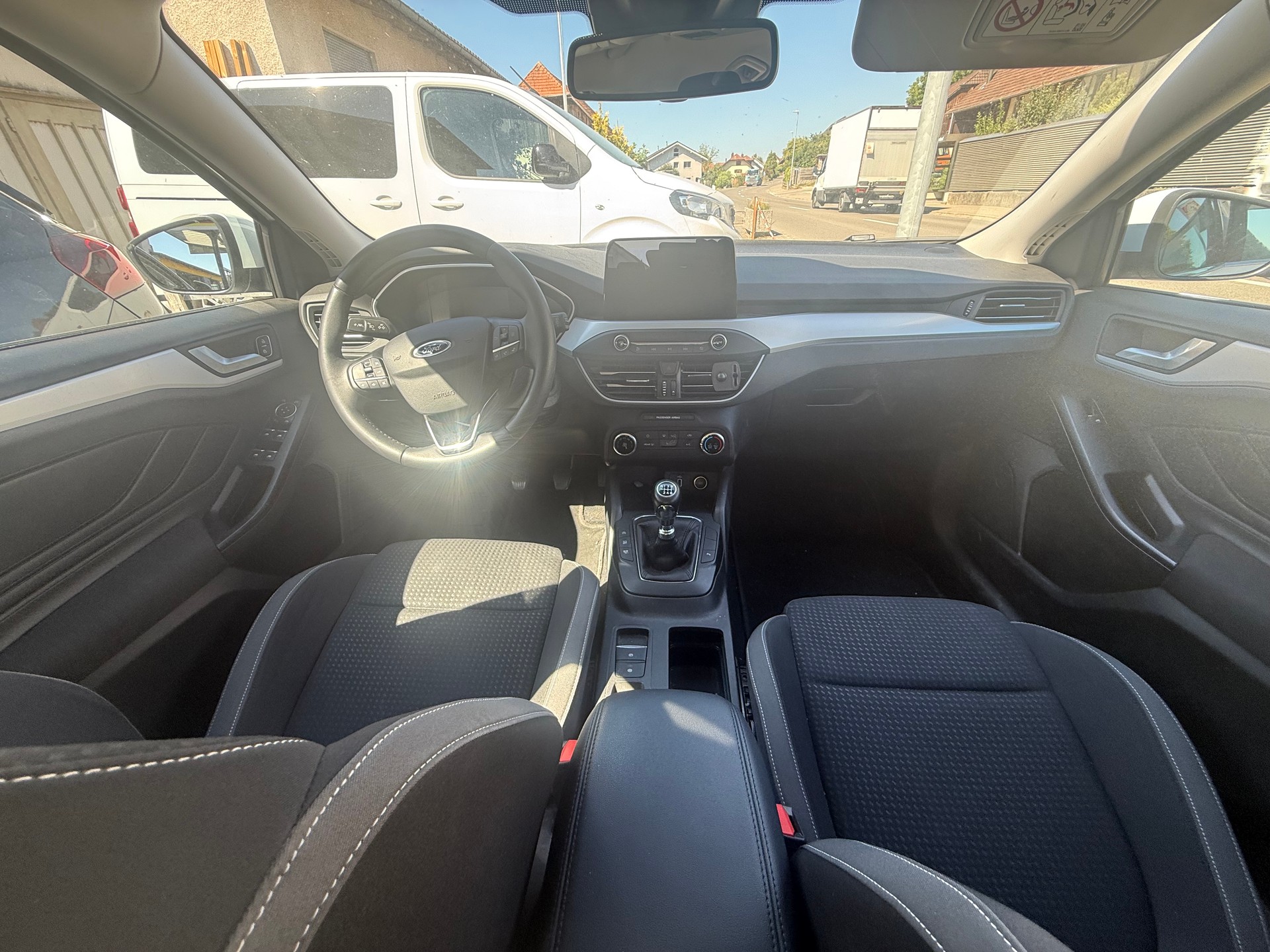 FORD Focus 1.5 TDCi Active-image-10