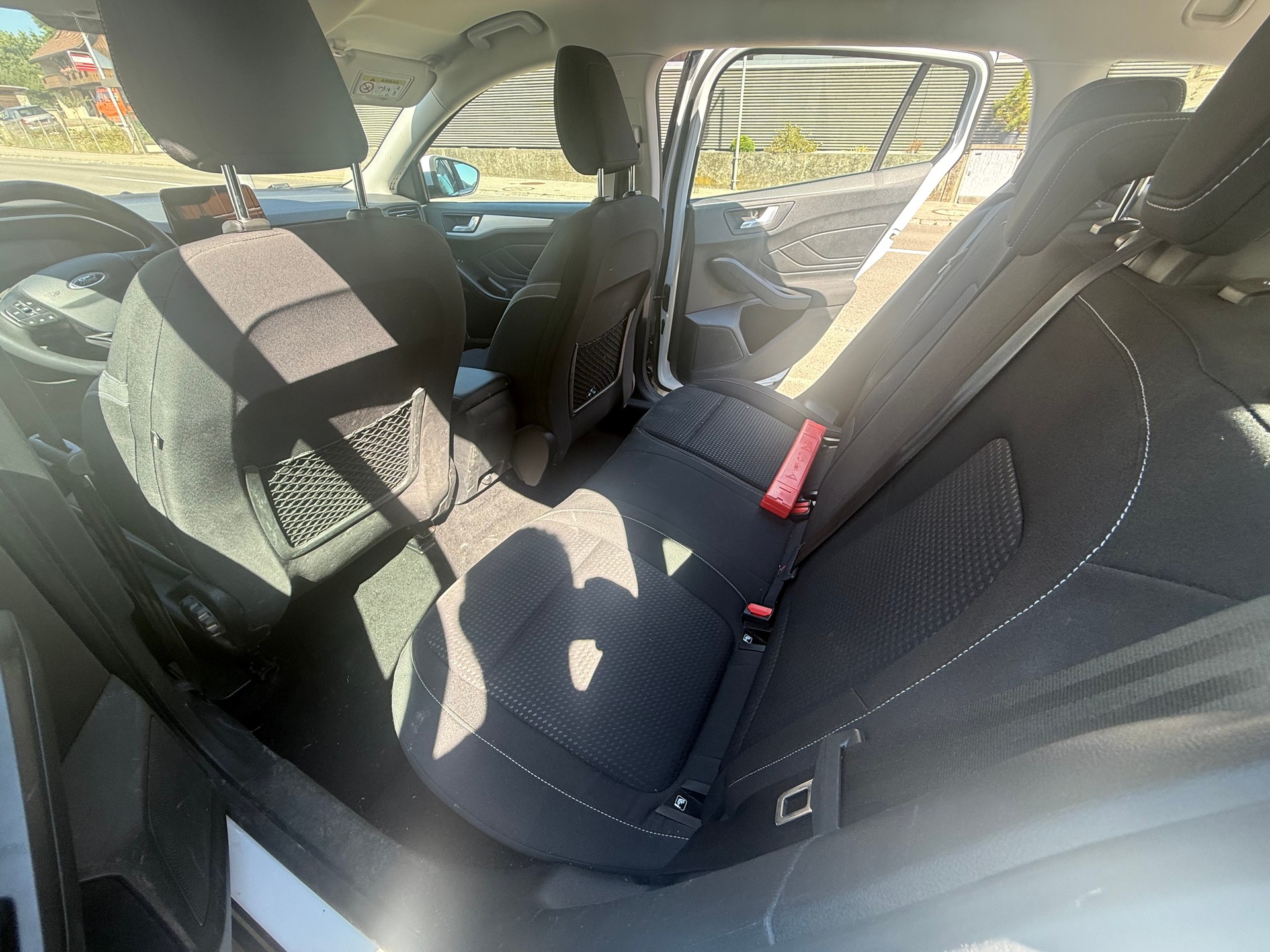 FORD Focus 1.5 TDCi Active-image-6