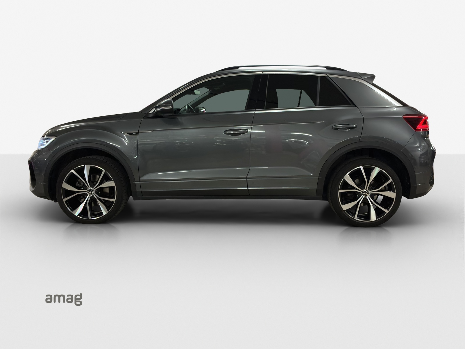 VW T-Roc 2.0 TSI R-Line DSG 4Motion-image-1