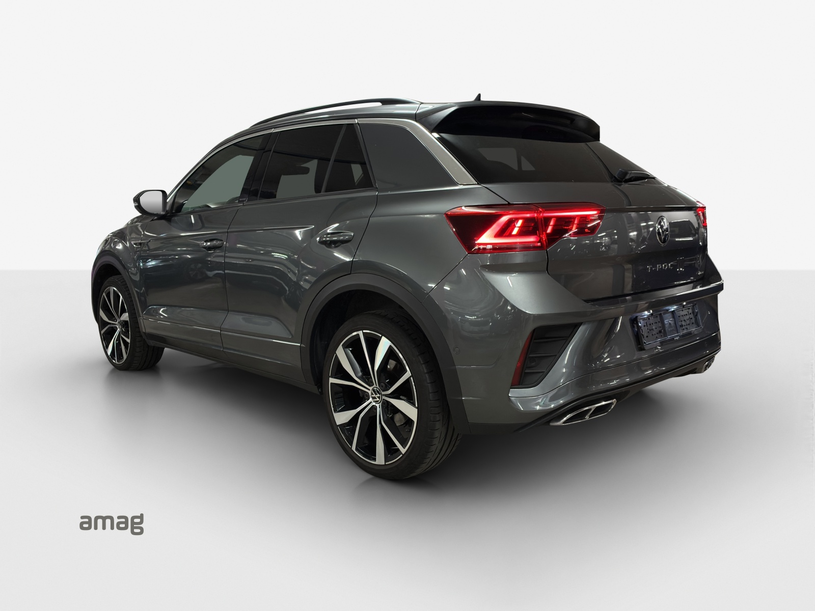 VW T-Roc 2.0 TSI R-Line DSG 4Motion-image-2