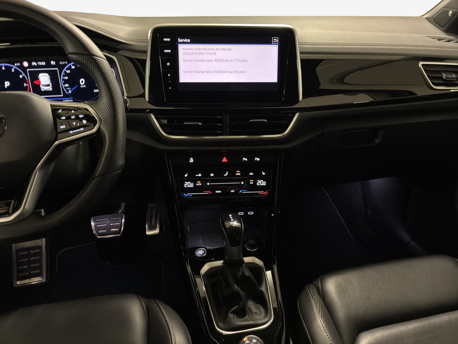 VW T-Roc 2.0 TSI R-Line DSG 4Motion-image-10