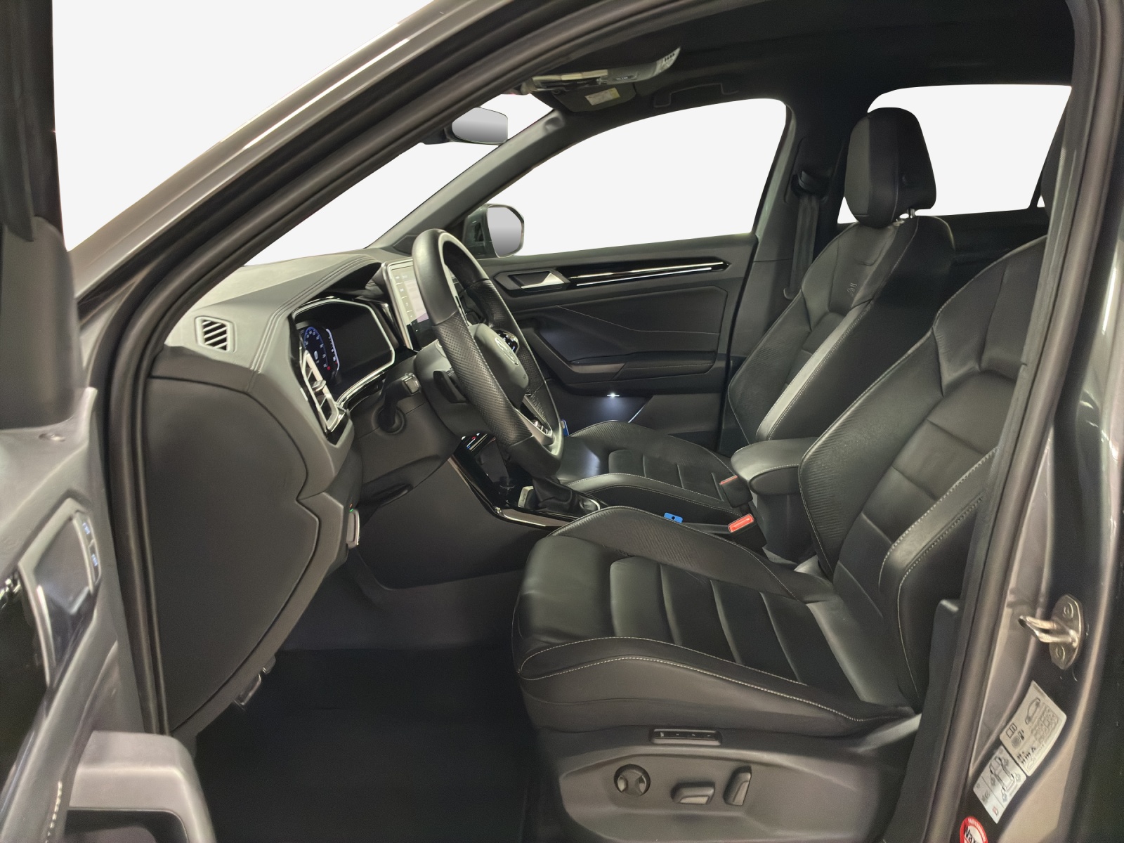 VW T-Roc 2.0 TSI R-Line DSG 4Motion-image-7