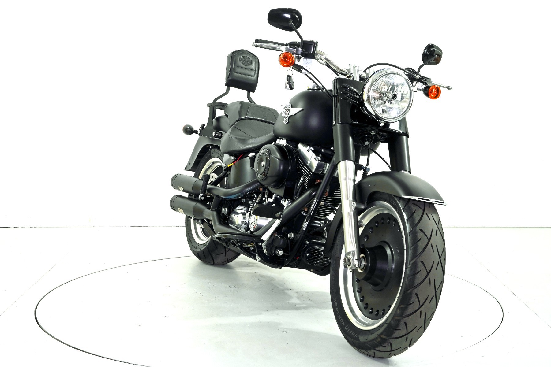 HARLEY-DAVIDSON FLSTBF ABS-showroom-element-1