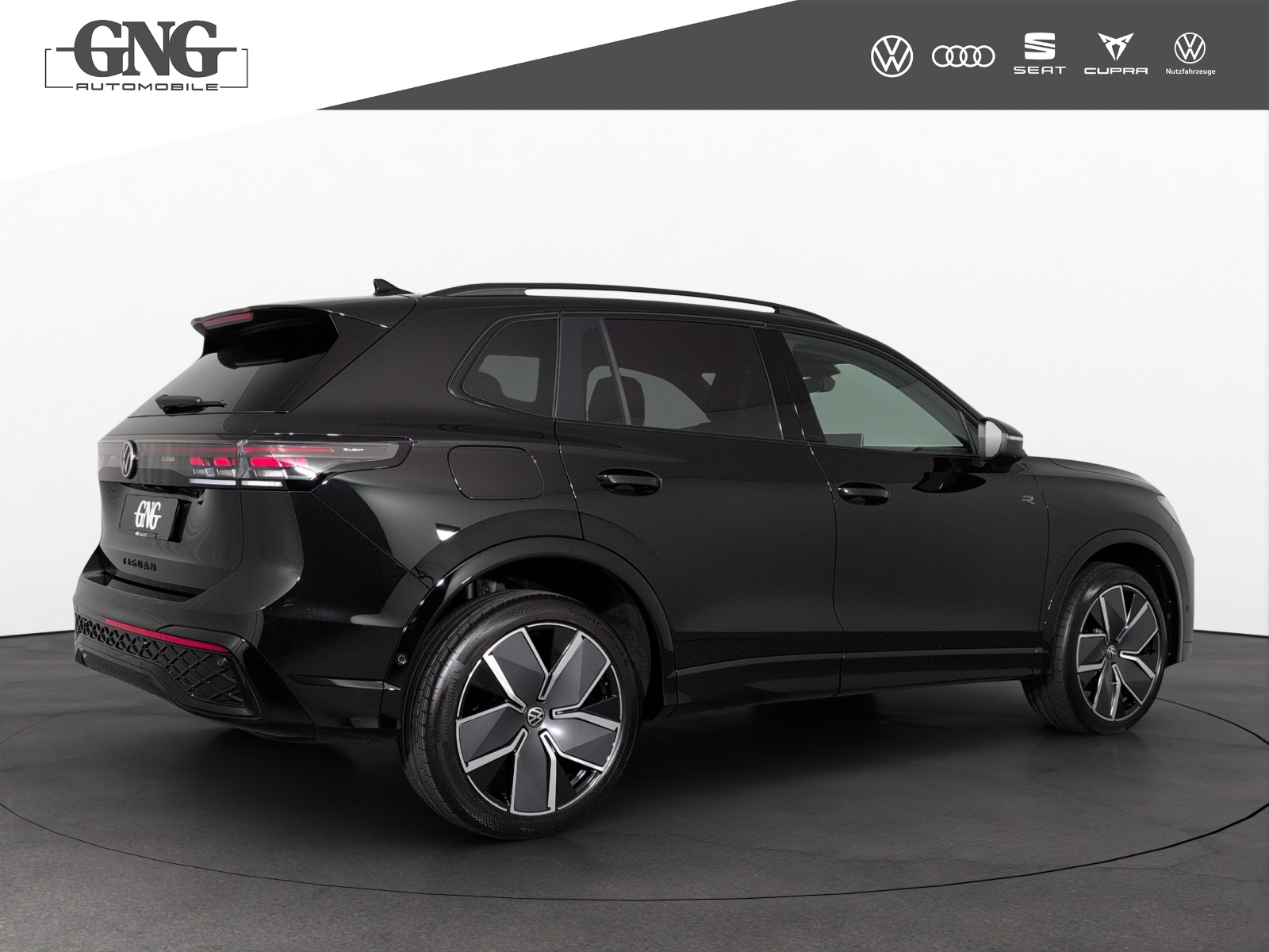 VW Tiguan 2.0 TSI United DSG 4Motion-image-2