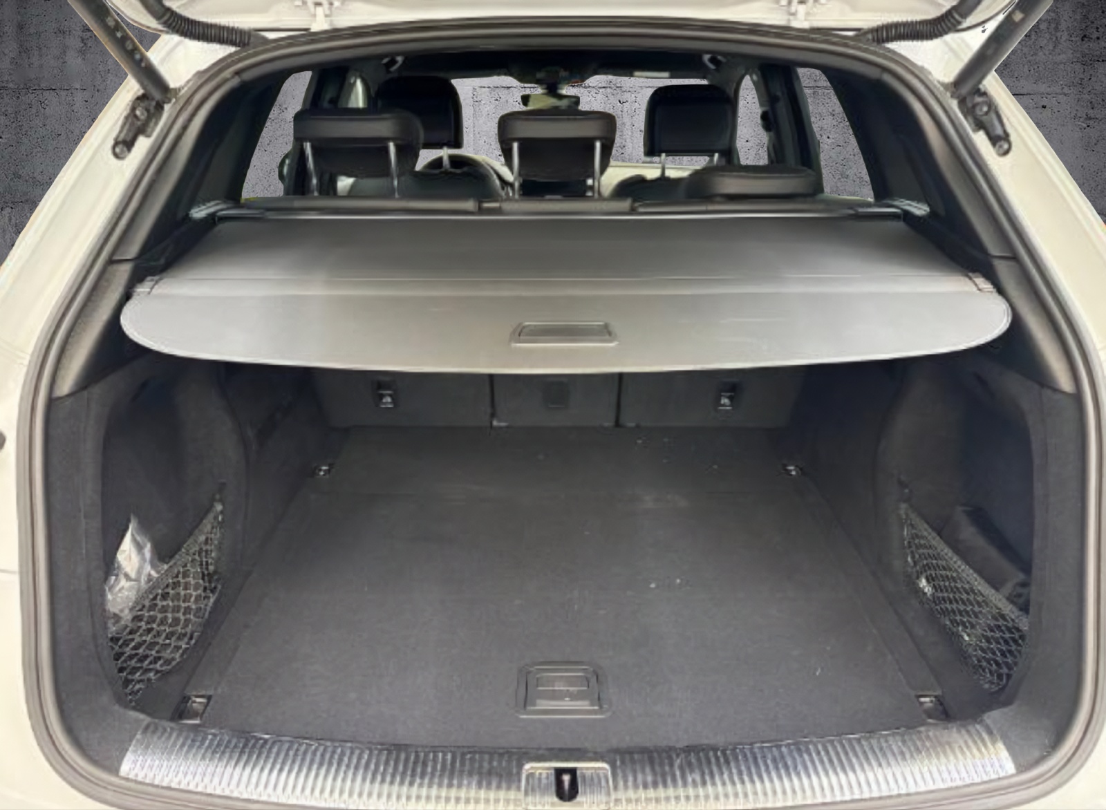AUDI Q5 40 TDI Black Edition S-Line quattro S-tronic *CH-FZG. / Gratisservice / Werksgarantie*-image-11