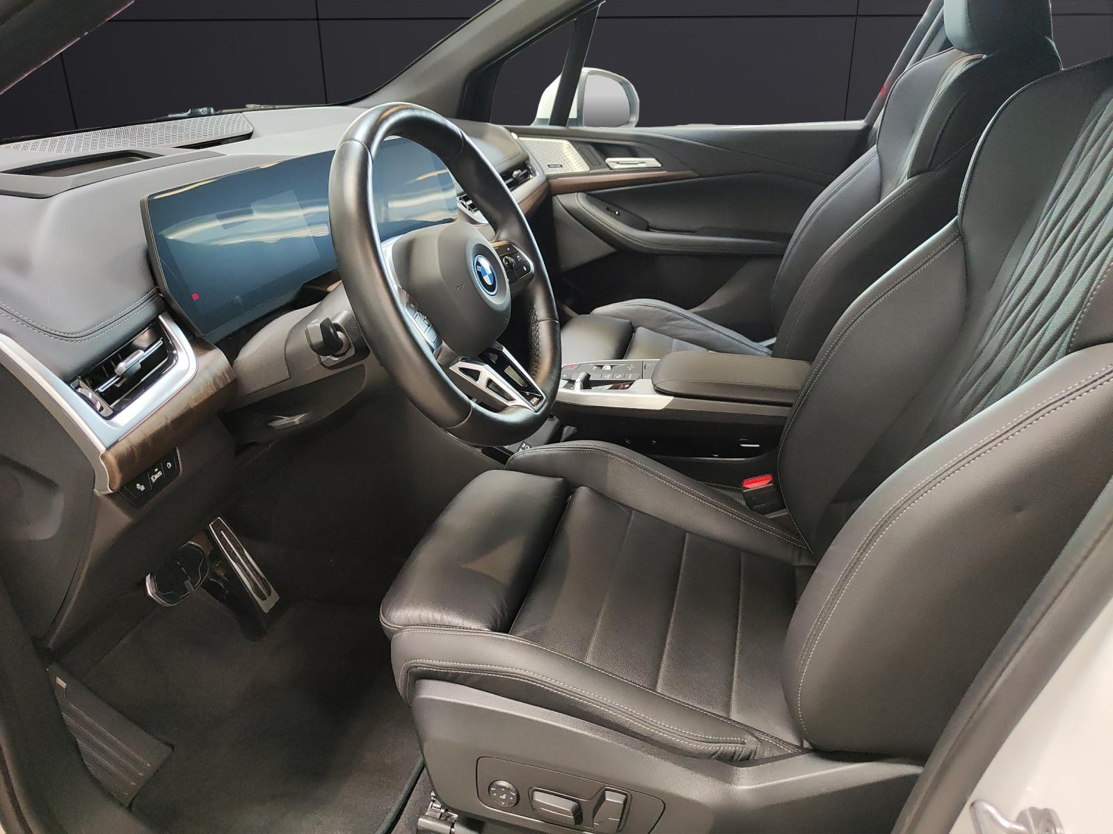 BMW 230e xDrive paddles Active Tourer-image-9