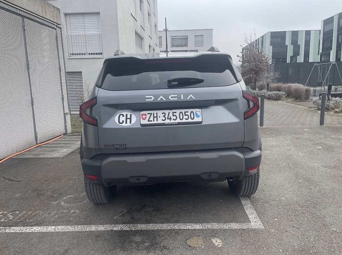 DACIA 1.6 Hybrid Journey-image-2