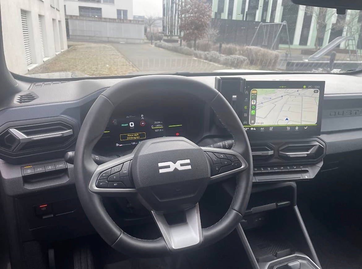 DACIA 1.6 Hybrid Journey-image-3