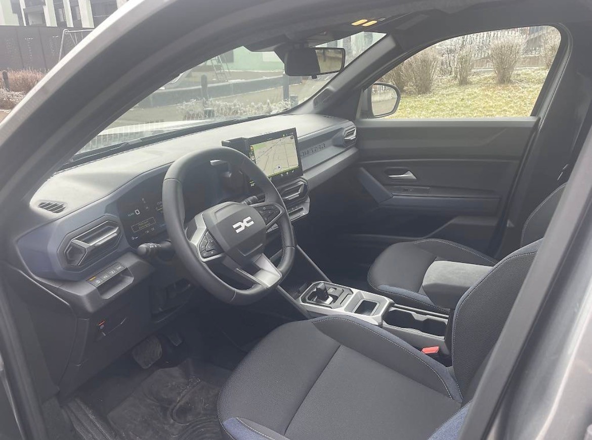 DACIA 1.6 Hybrid Journey-image-4