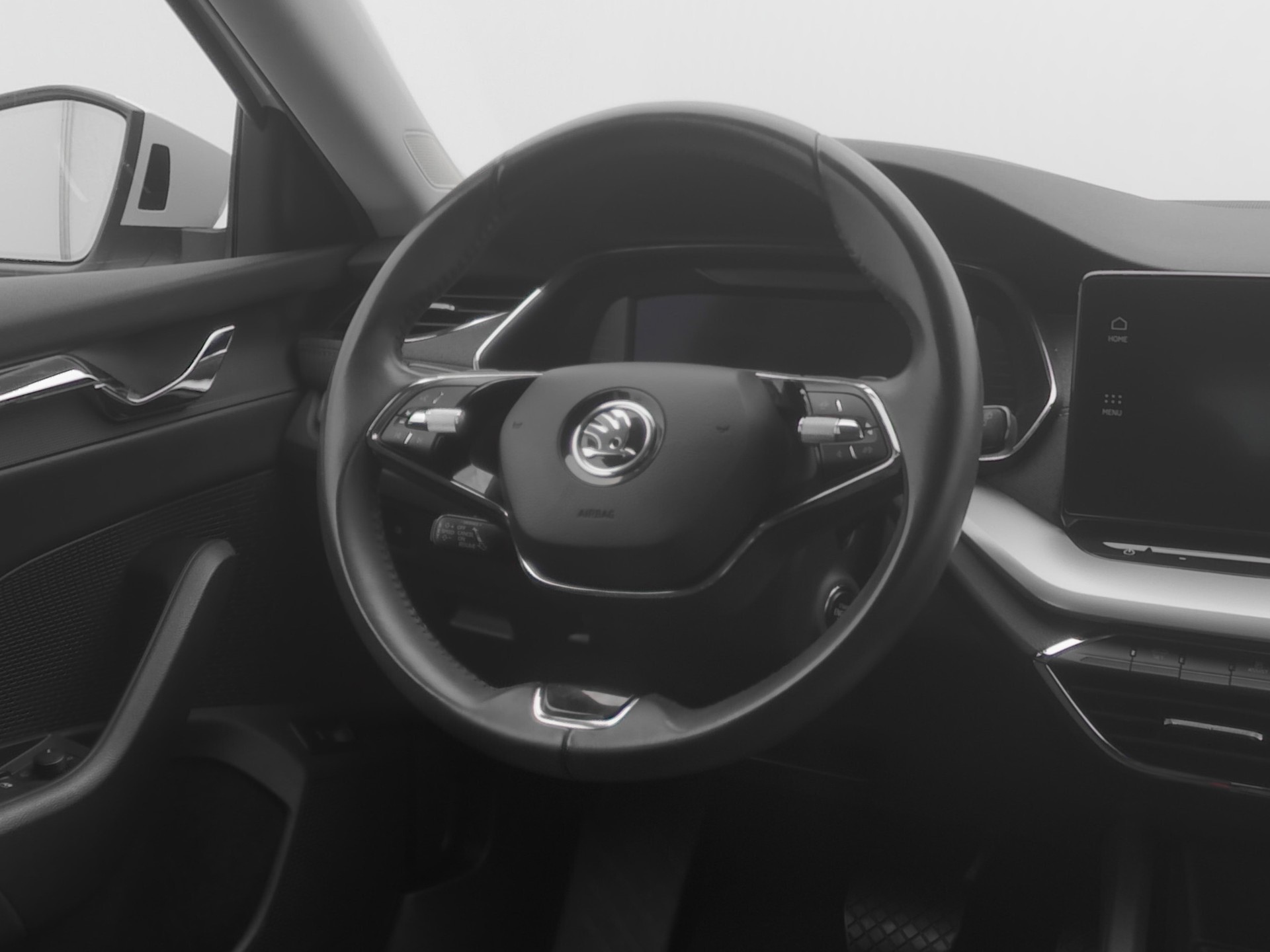 SKODA Octavia Combi 2.0 TDI DSG Style 4x4-image-7