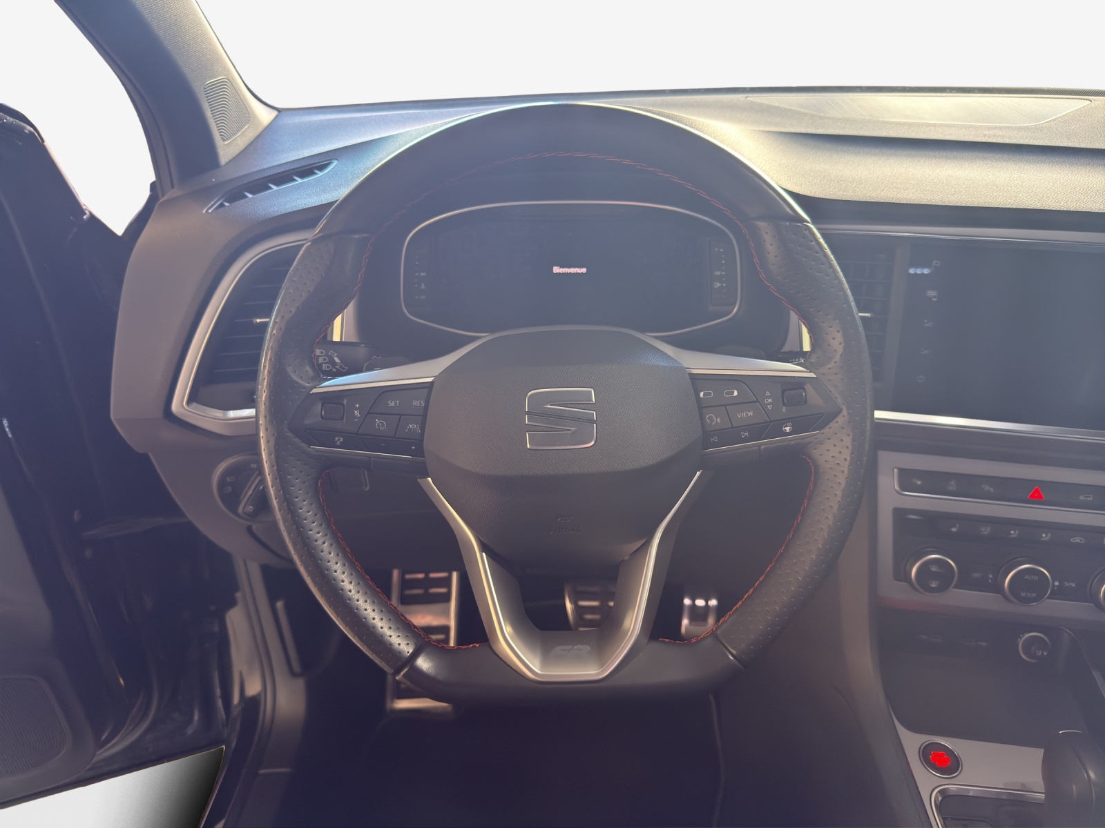 SEAT Ateca 2.0 TSI Hola FR 4Drive DSG-image-9