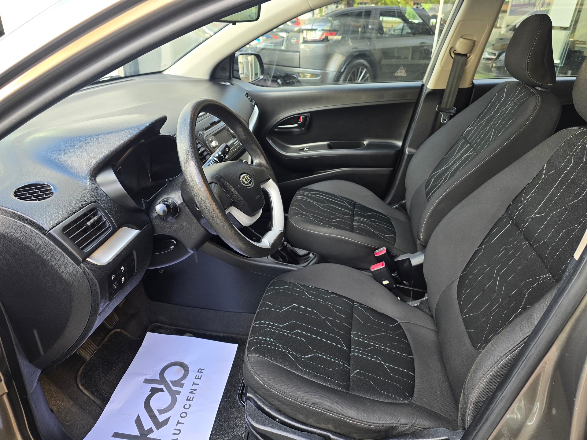 KIA Picanto 1.0 CVVT Style-image-12