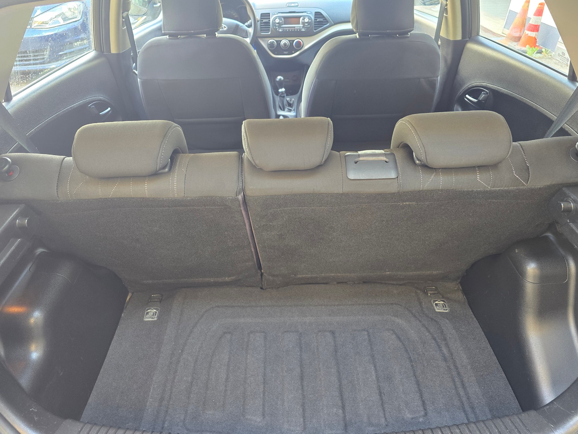 KIA Picanto 1.0 CVVT Style-image-13