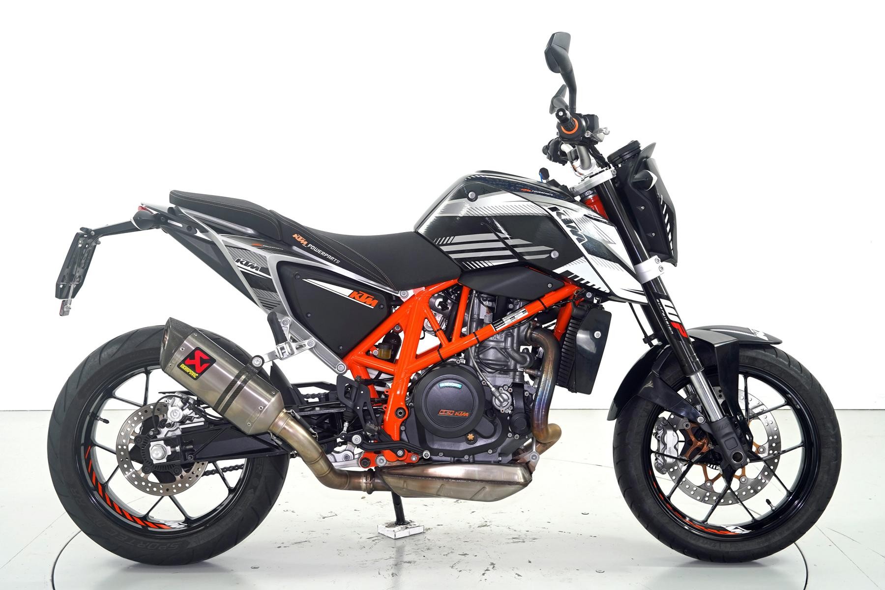 KTM Duke 690 ABS-showroom-element-3