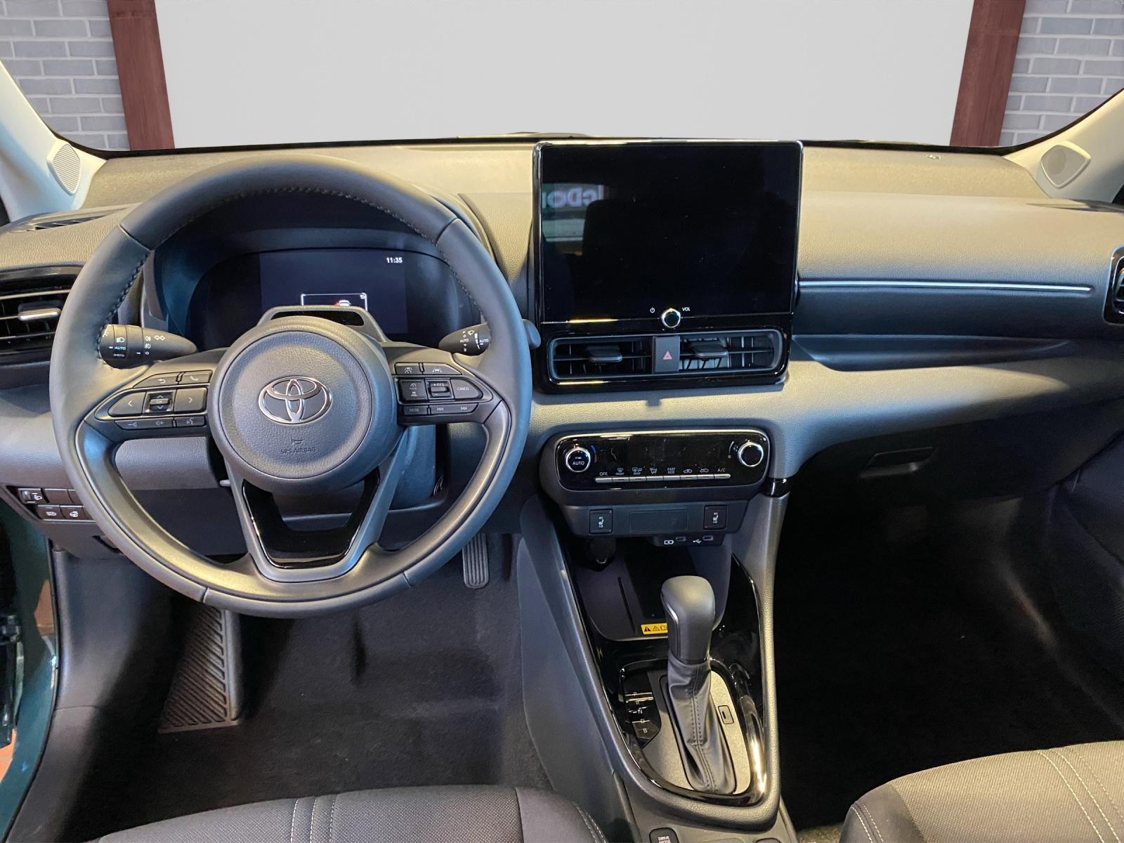 TOYOTA Yaris 1.5 VVT-i HSD Trend-image-6