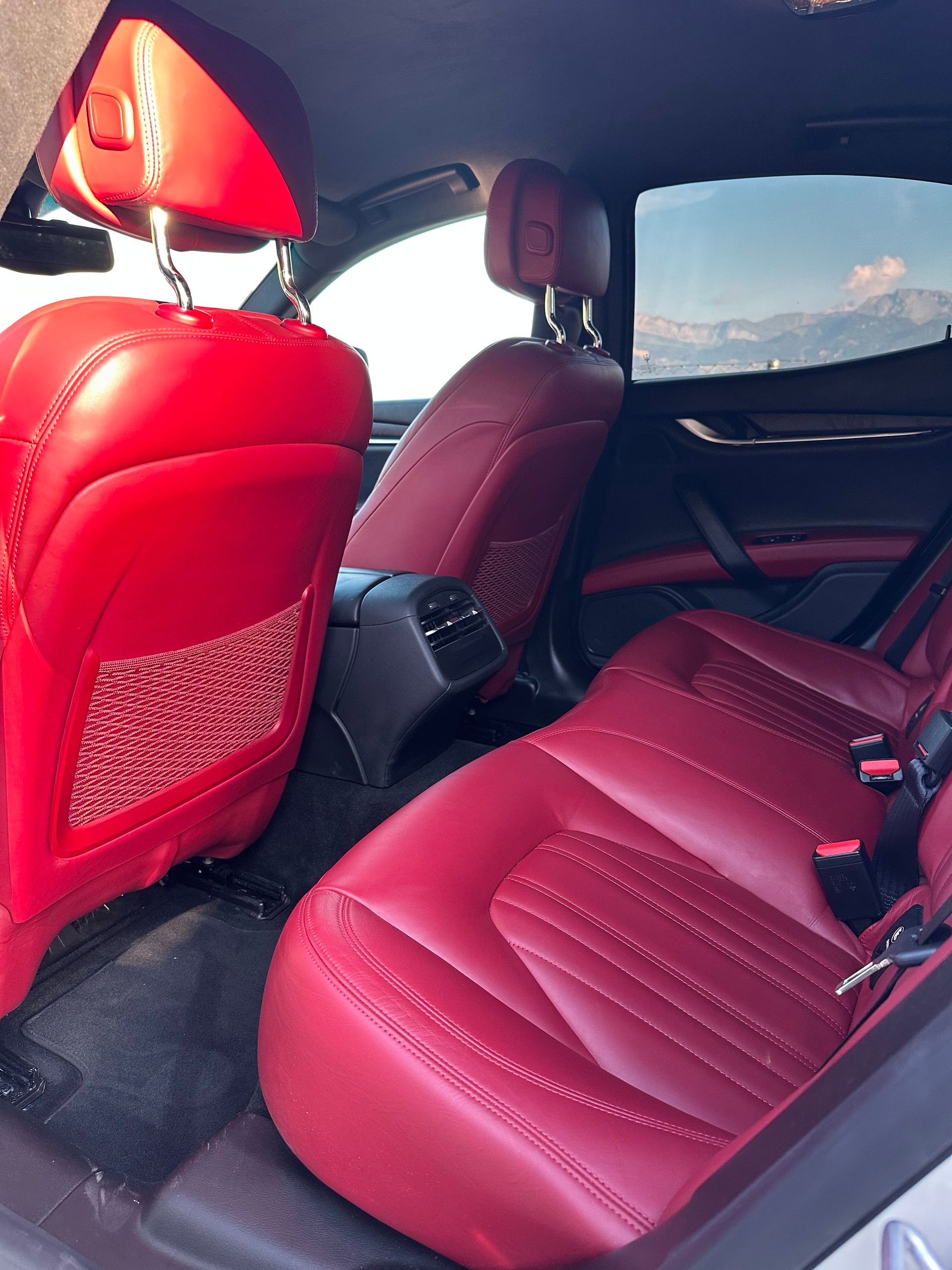 MASERATI 3.0 V6 S Q4-image-8