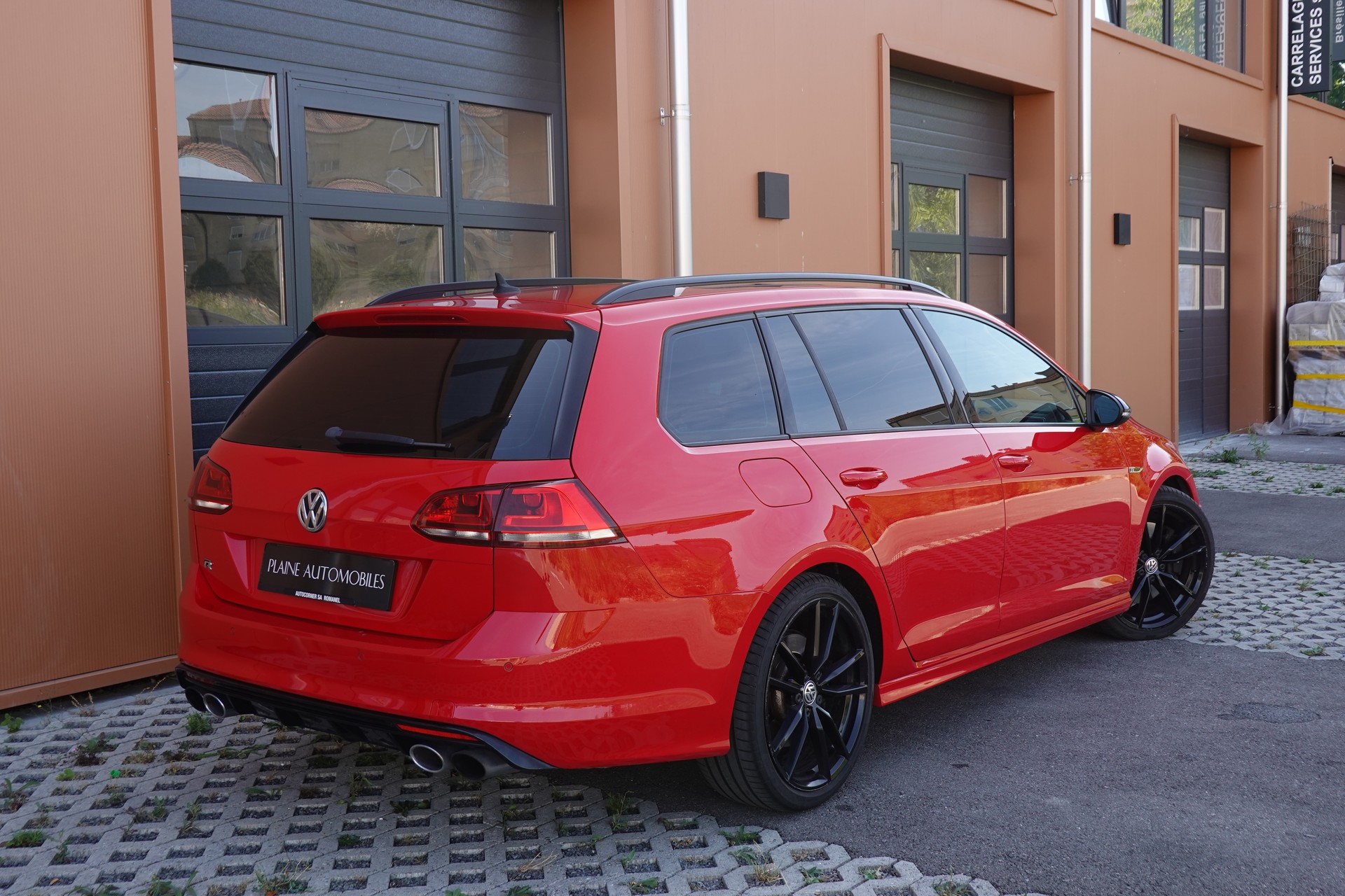 VW Golf Variant 2.0 TSI R 4 Motion DSG * CH Auto * Camera recul * Capteurs avant/arriere * Toit Ouvrant * Phares Xenon *-image-6