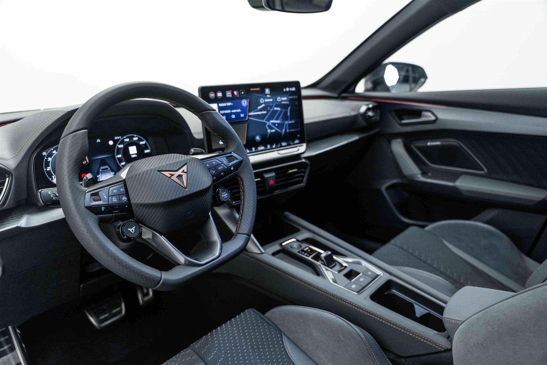 CUPRA Formentor 2.0 TSi Extreme 333PS 4Drive DSG-Automat-image-8