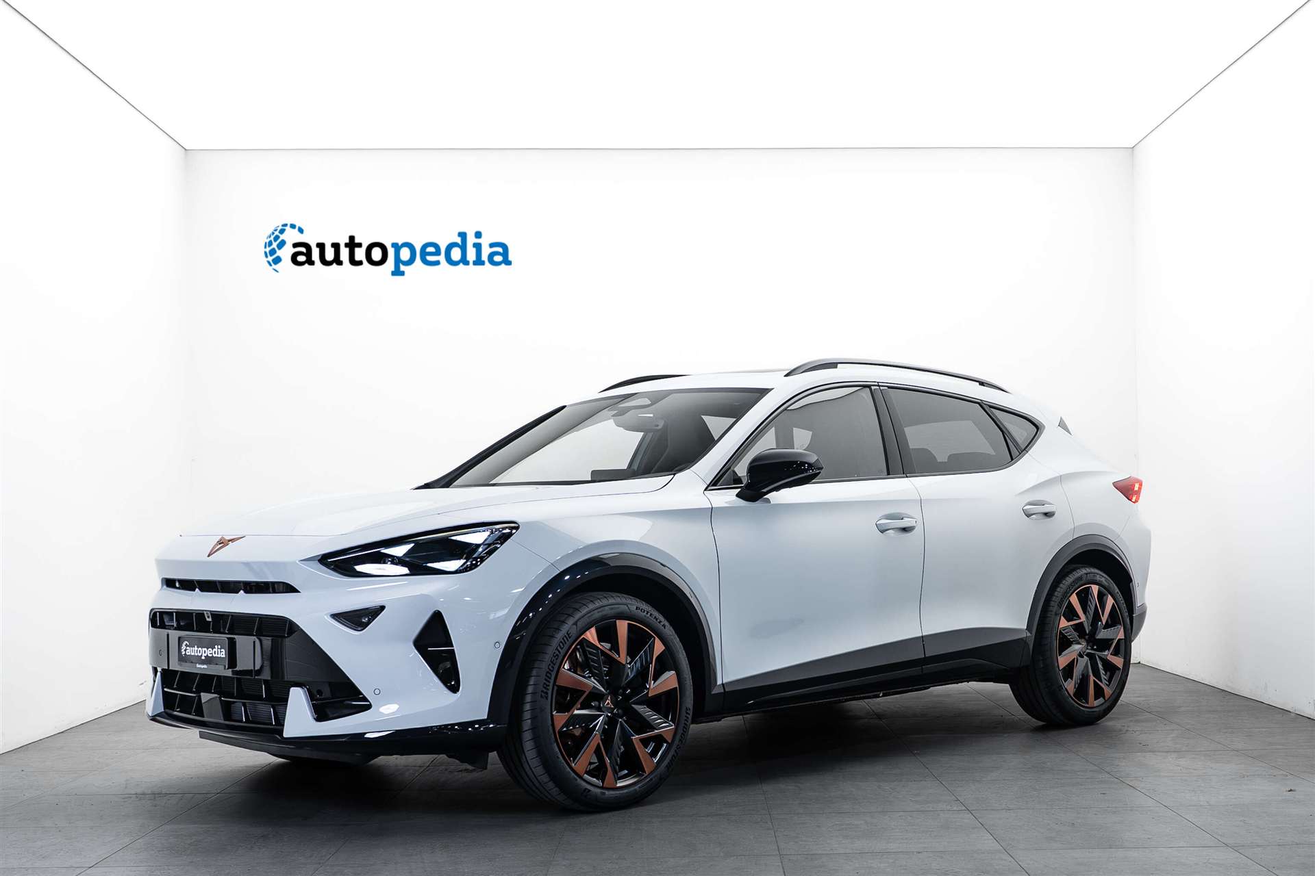 CUPRA Formentor 2.0 TSi Extreme 333PS 4Drive DSG-Automat-image-0
