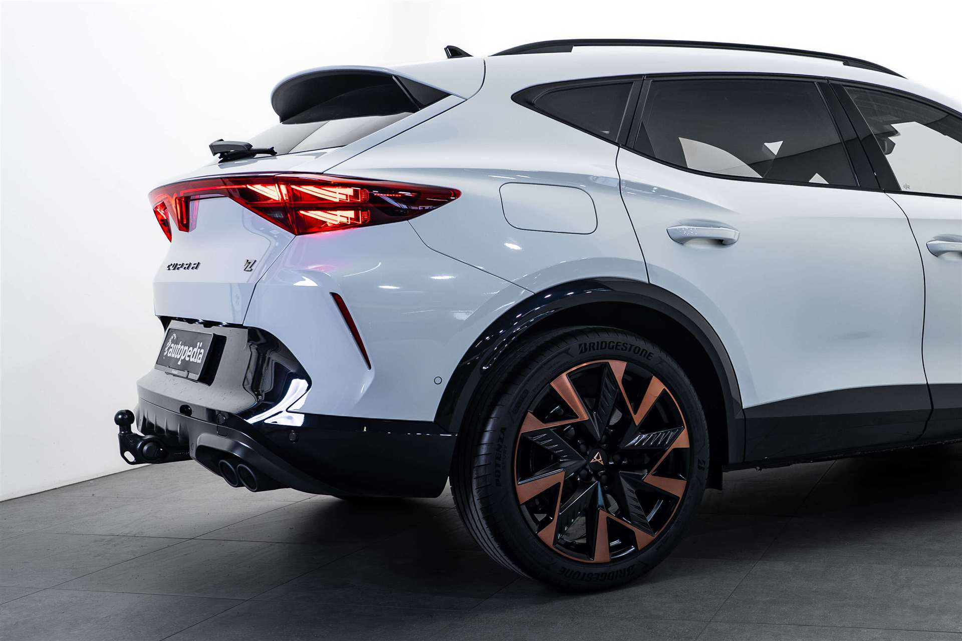 CUPRA Formentor 2.0 TSi Extreme 333PS 4Drive DSG-Automat-image-3