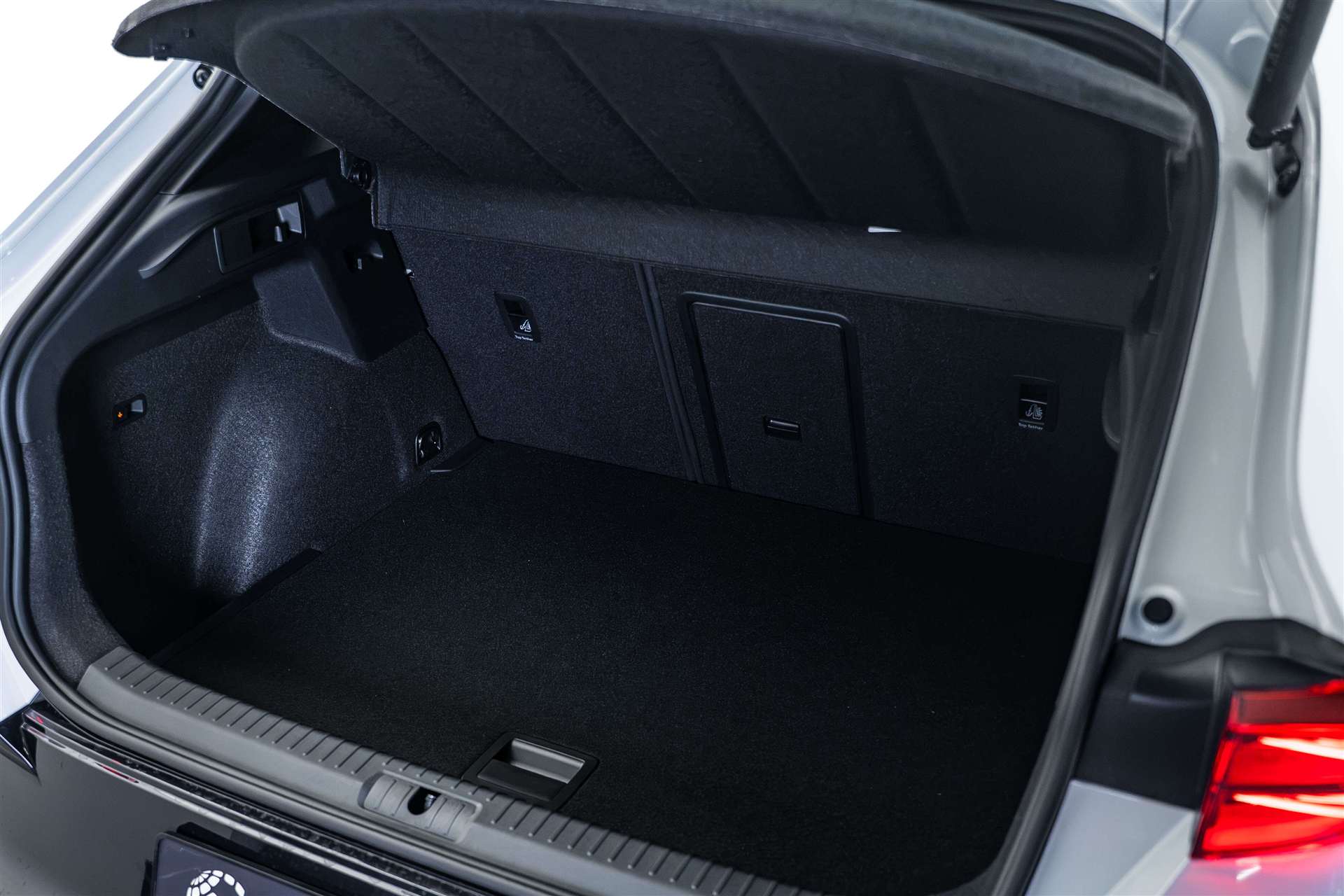 CUPRA Formentor 2.0 TSi Extreme 333PS 4Drive DSG-Automat-image-5