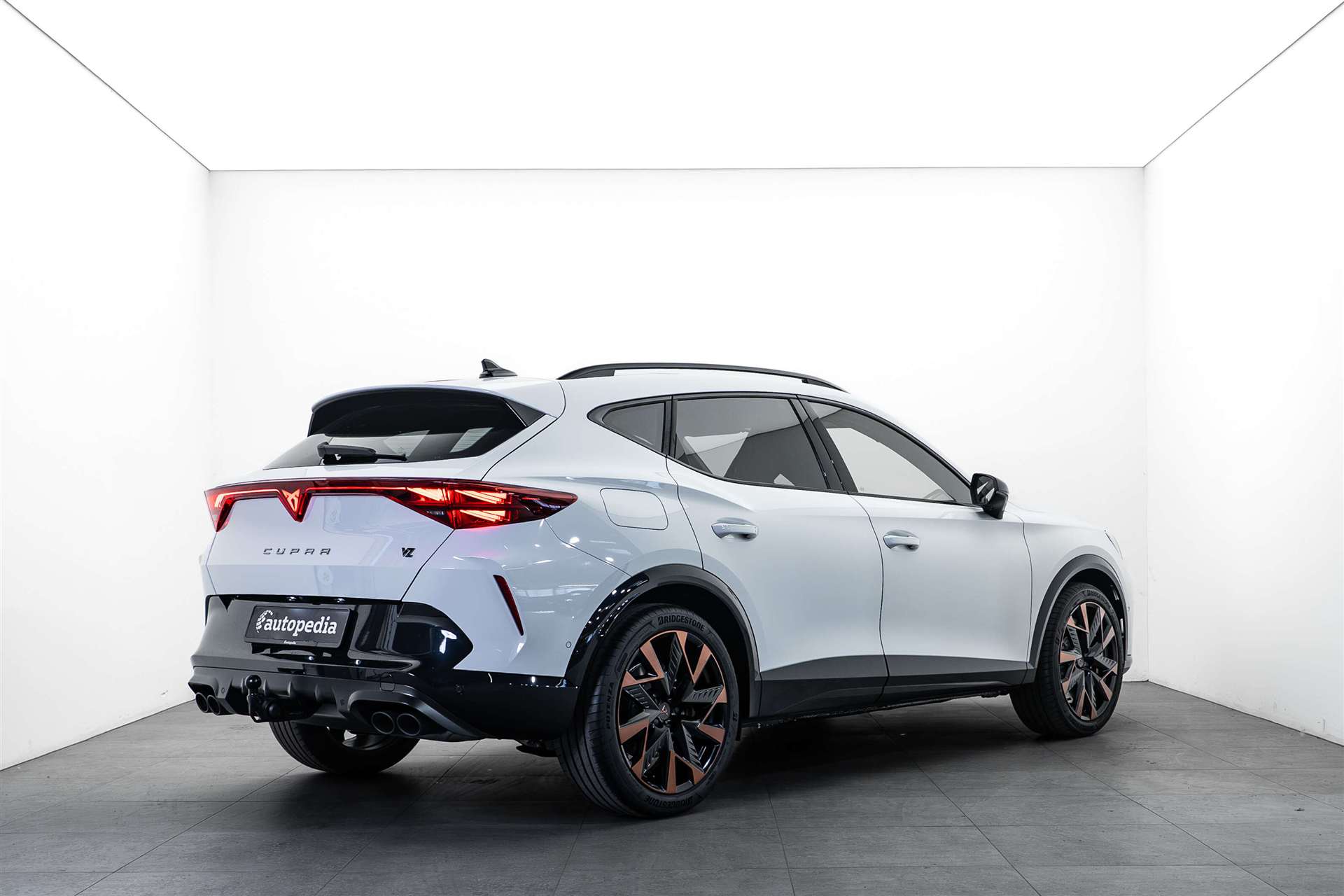 CUPRA Formentor 2.0 TSi Extreme 333PS 4Drive DSG-Automat-image-2