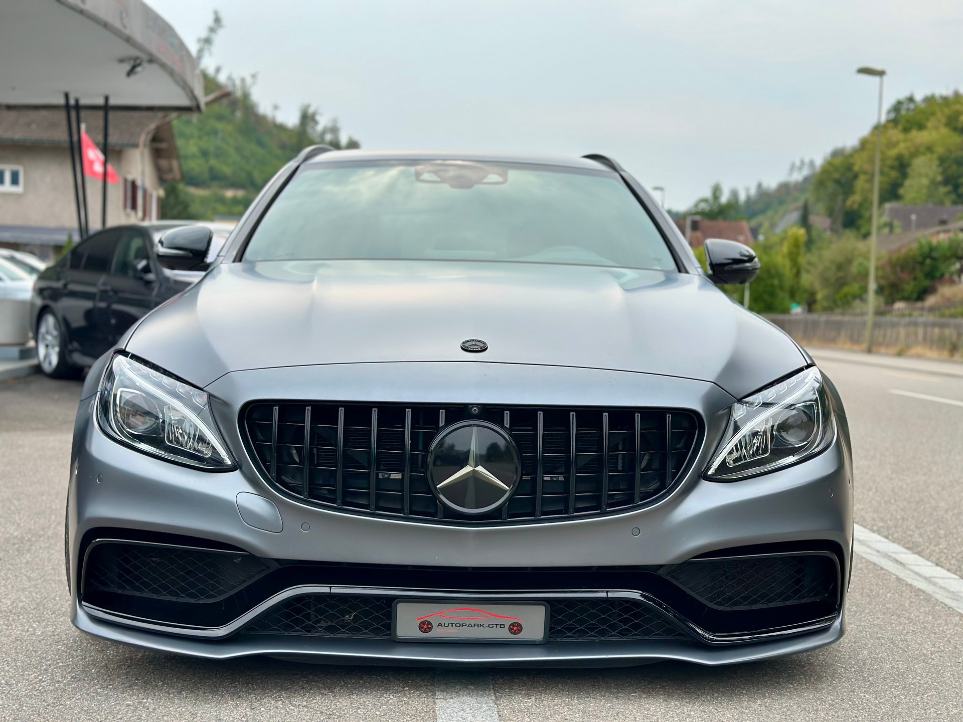 MERCEDES-BENZ C 63 AMG Speedshift-image-2